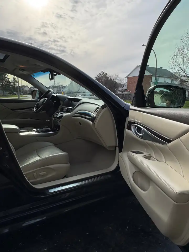 Infiniti M снимка Infiniti M