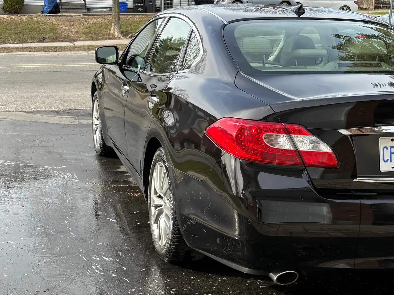 Infiniti M снимка Infiniti M