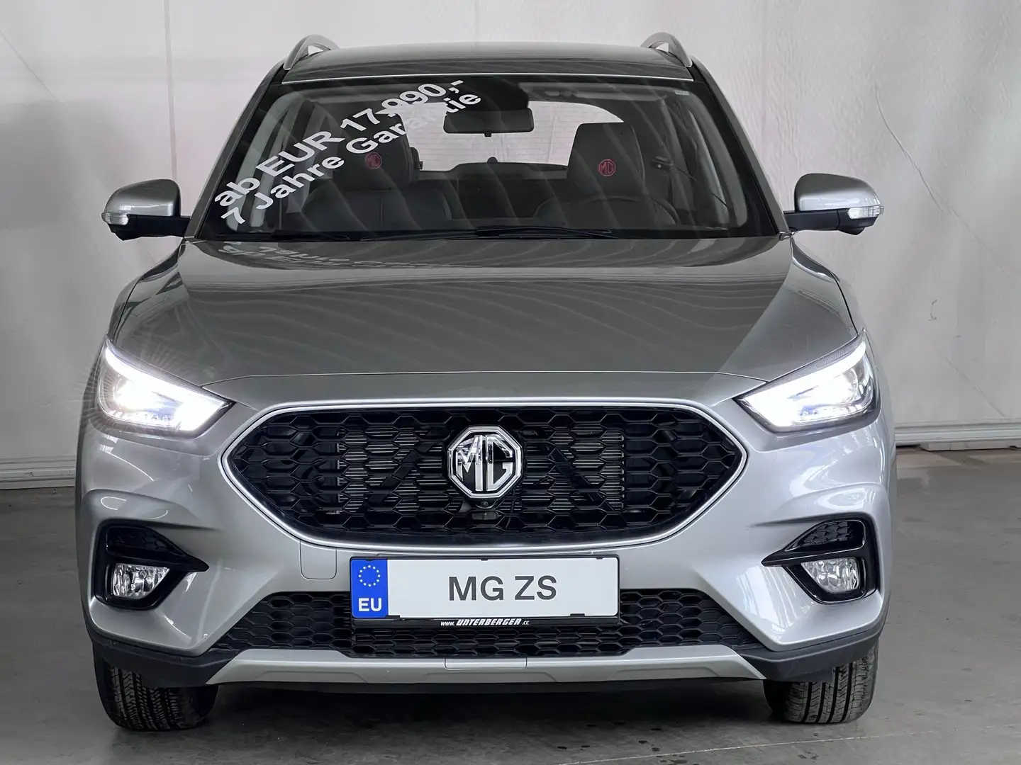 MG ZS 1,5 Luxury Argent - 2