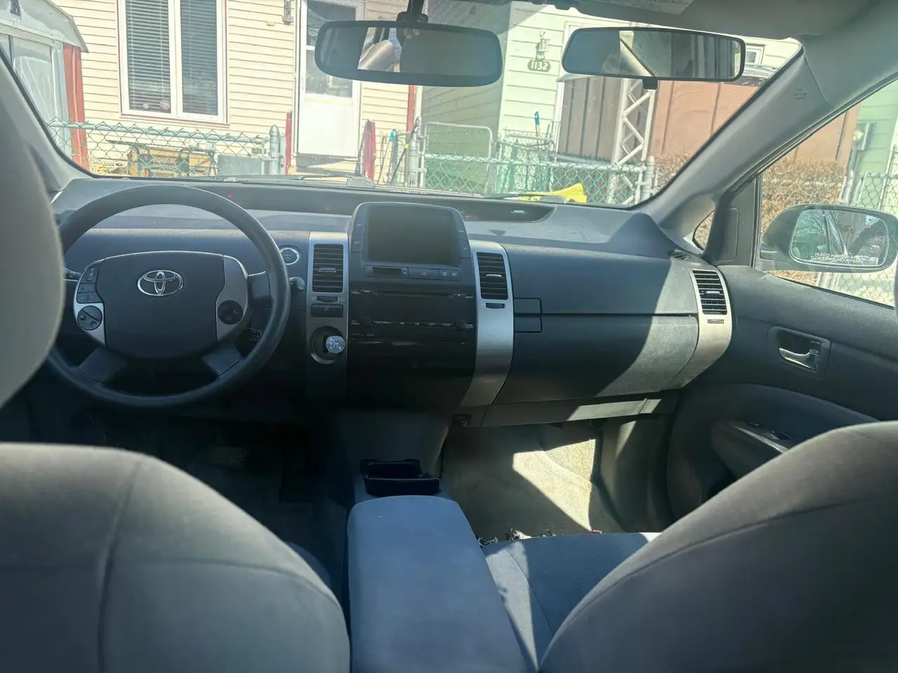Toyota Prius снимка Toyota Prius