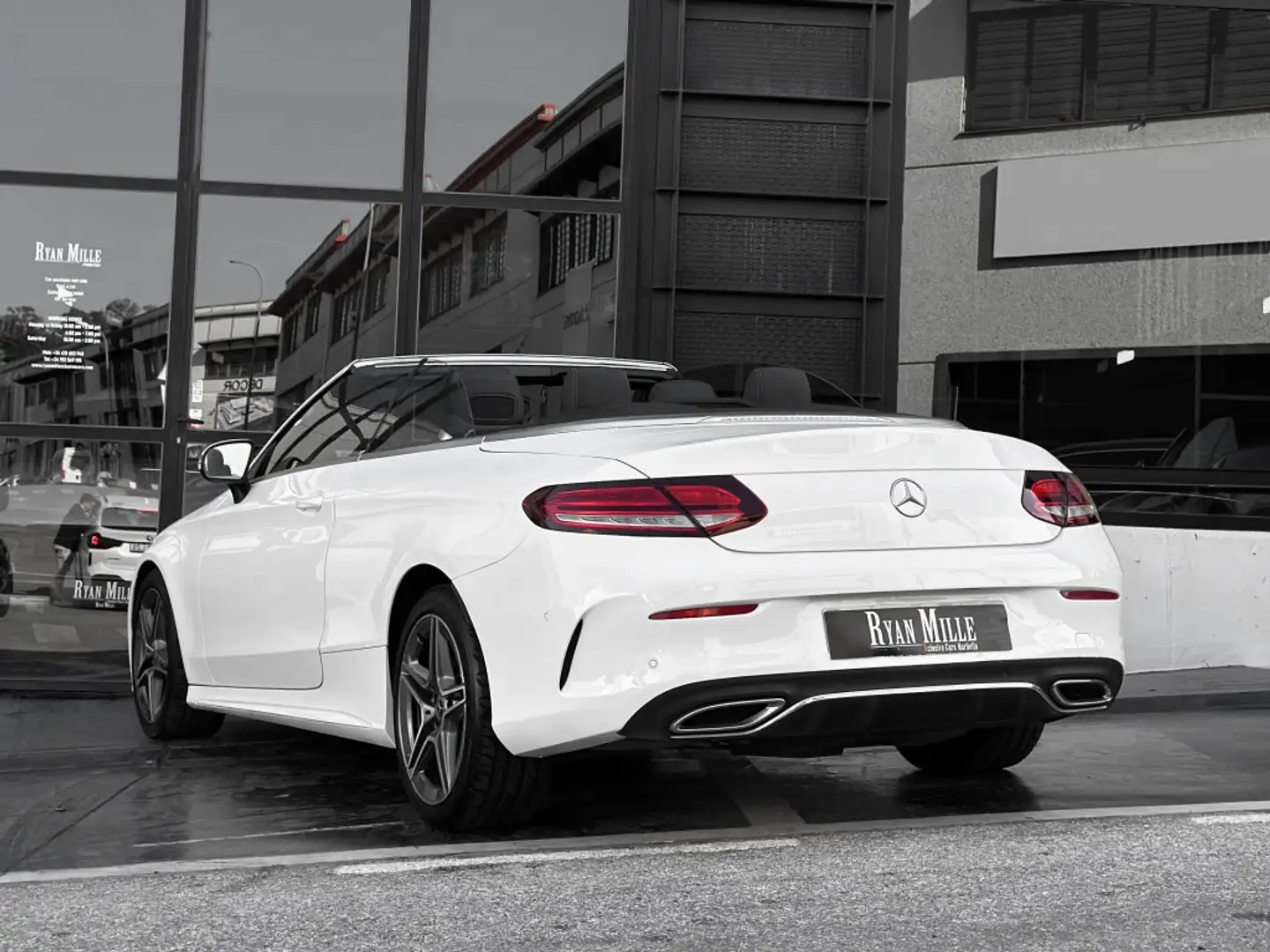 Mercedes-Benz C 220 Cabrio 220d 9G-Tronic Wit - 2