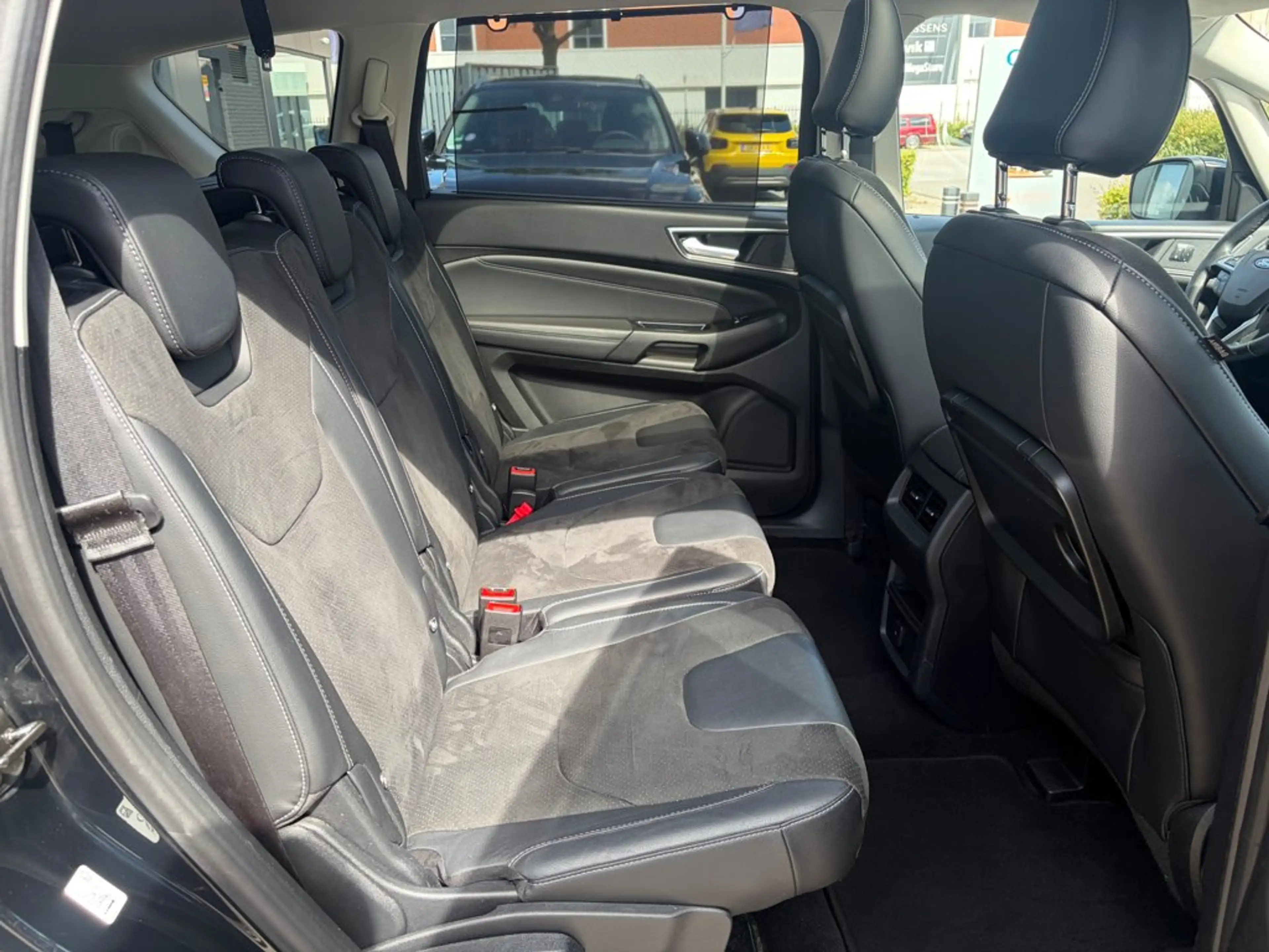 Ford S-Max 2.0 Vignale 7p. Automaat, Pano, Trekhaak, PDC, Cli — photo 7