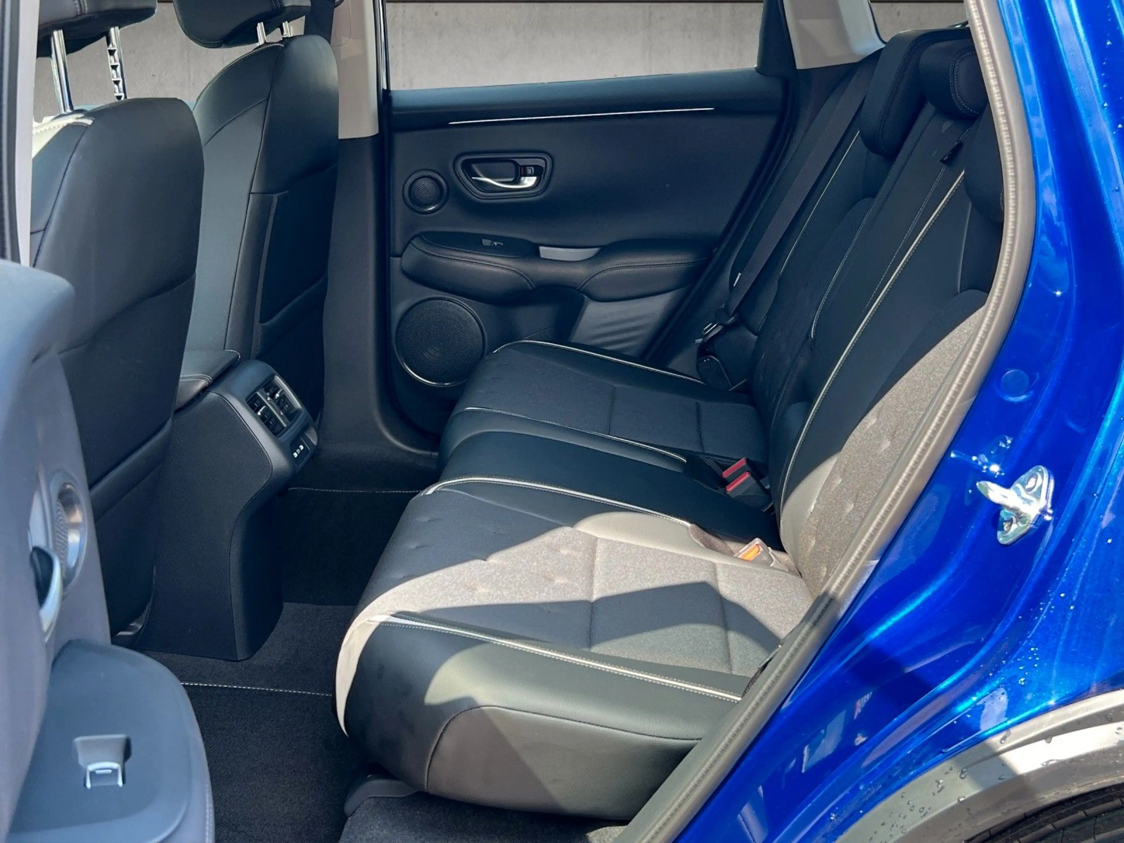 Honda ZR-V 2.0 Hybrid Sport # LED# Navi#Sofort — photo 15