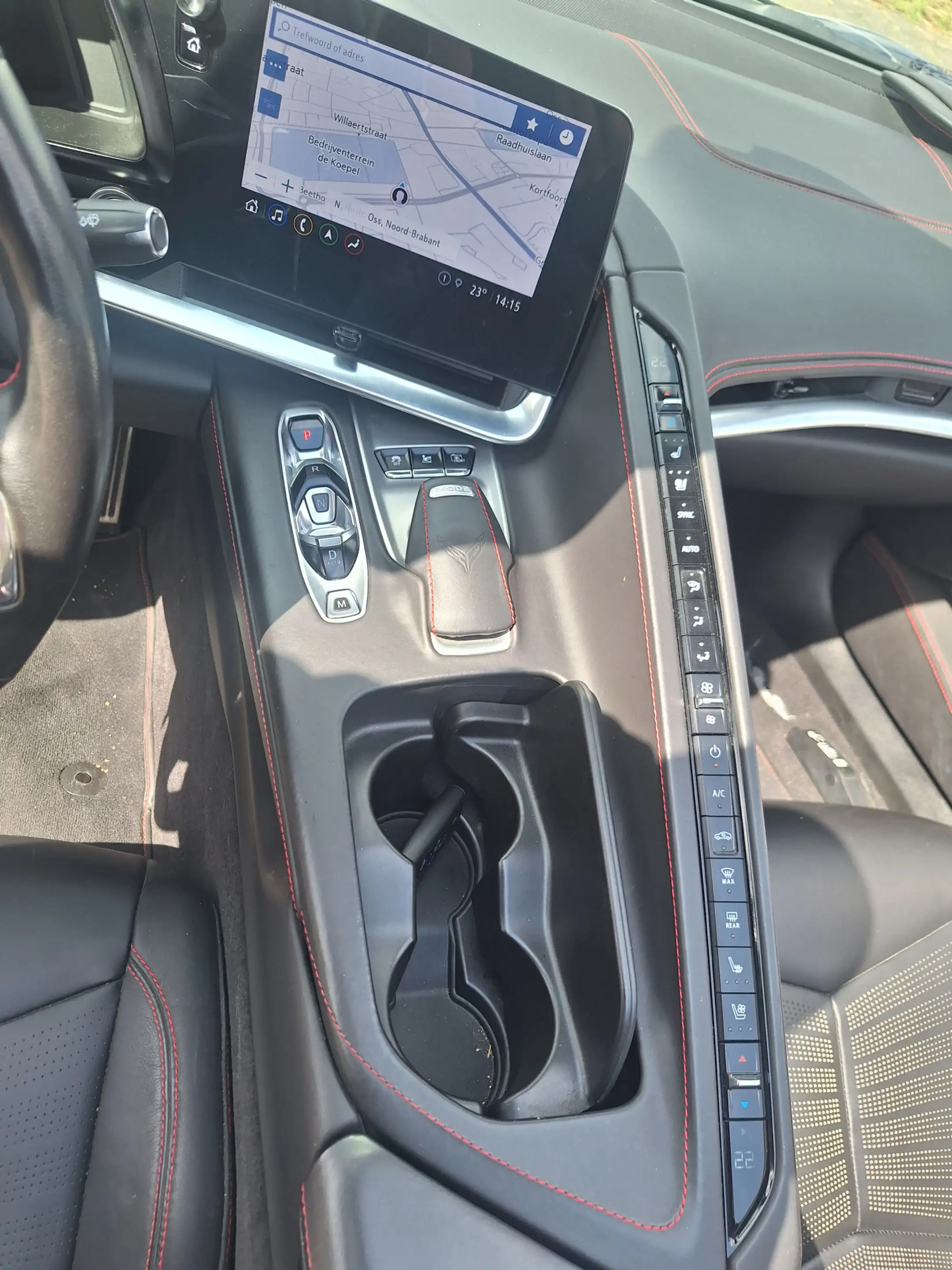 Chevrolet Corvette Convertible 3LT — photo 15