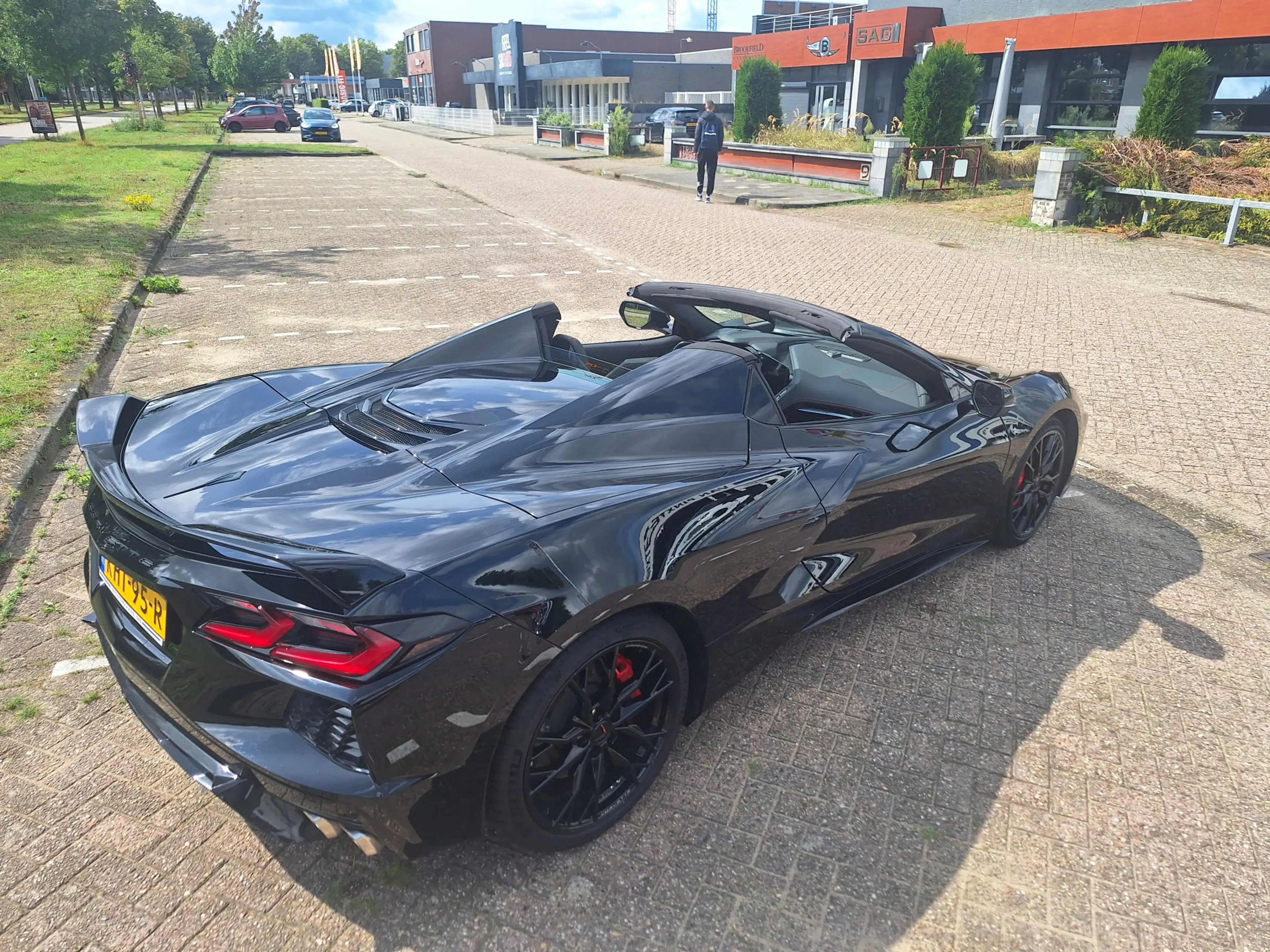 Chevrolet Corvette Convertible 3LT — photo 10