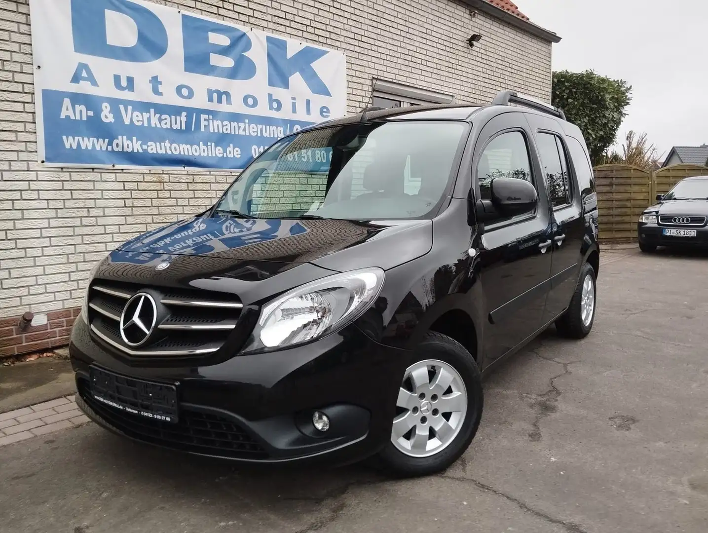 Mercedes-Benz Citan Kombi 112 lang Kamera PDC TÜV & Serv. neu Černá - 1