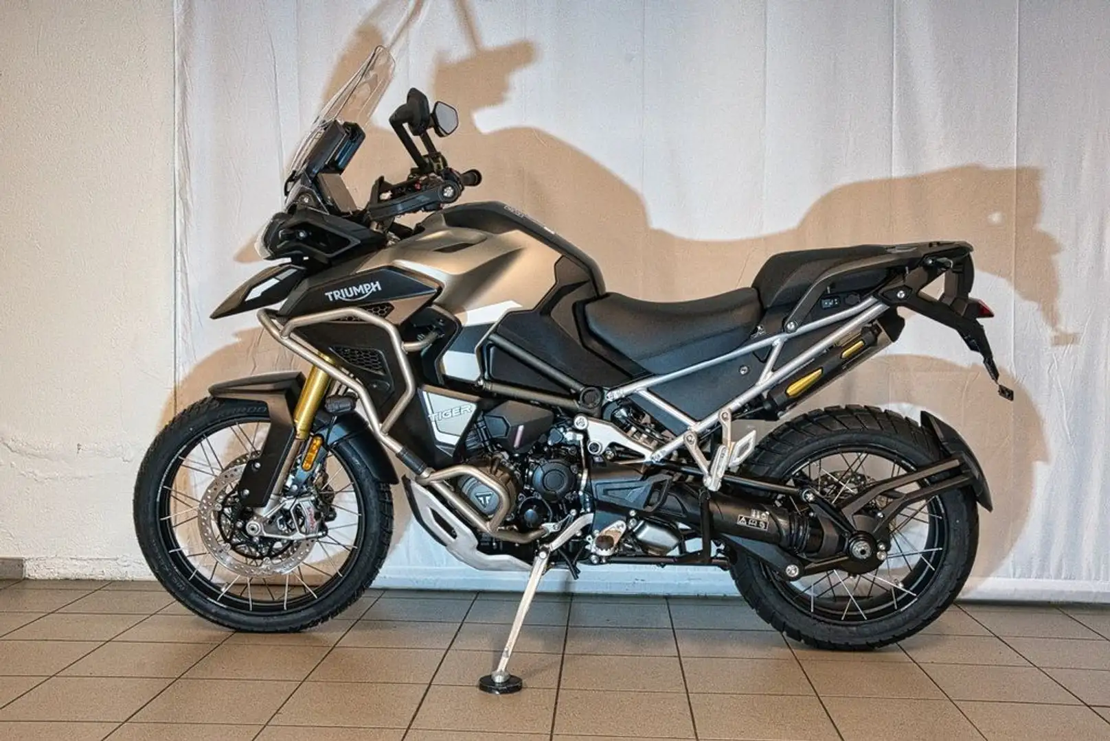 Triumph Tiger 1200 RALLY EXPLORER - 2