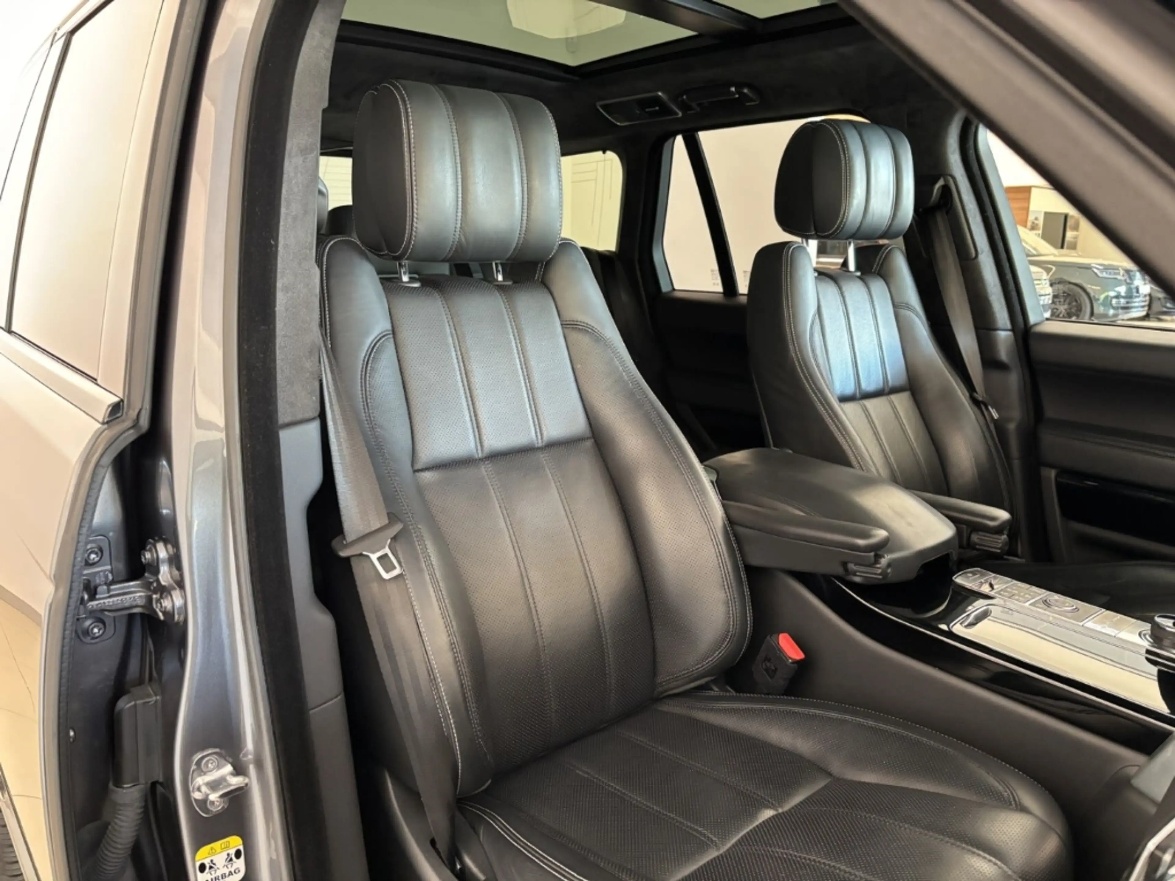 Land Rover Range Rover 5.0 V8 Autobiography 22'' ACC AHK HUD — photo 14