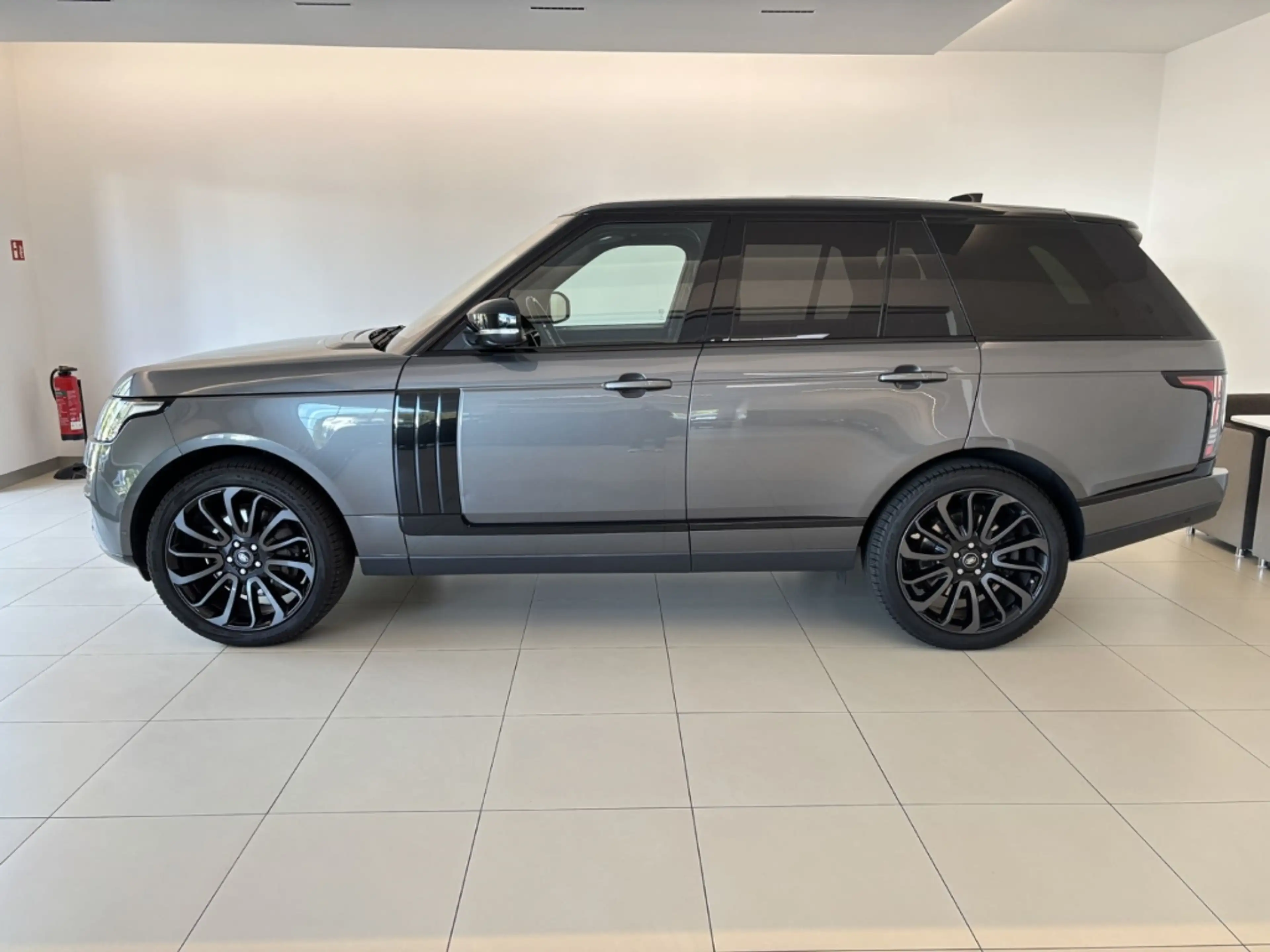 Land Rover Range Rover 5.0 V8 Autobiography 22'' ACC AHK HUD — photo 3