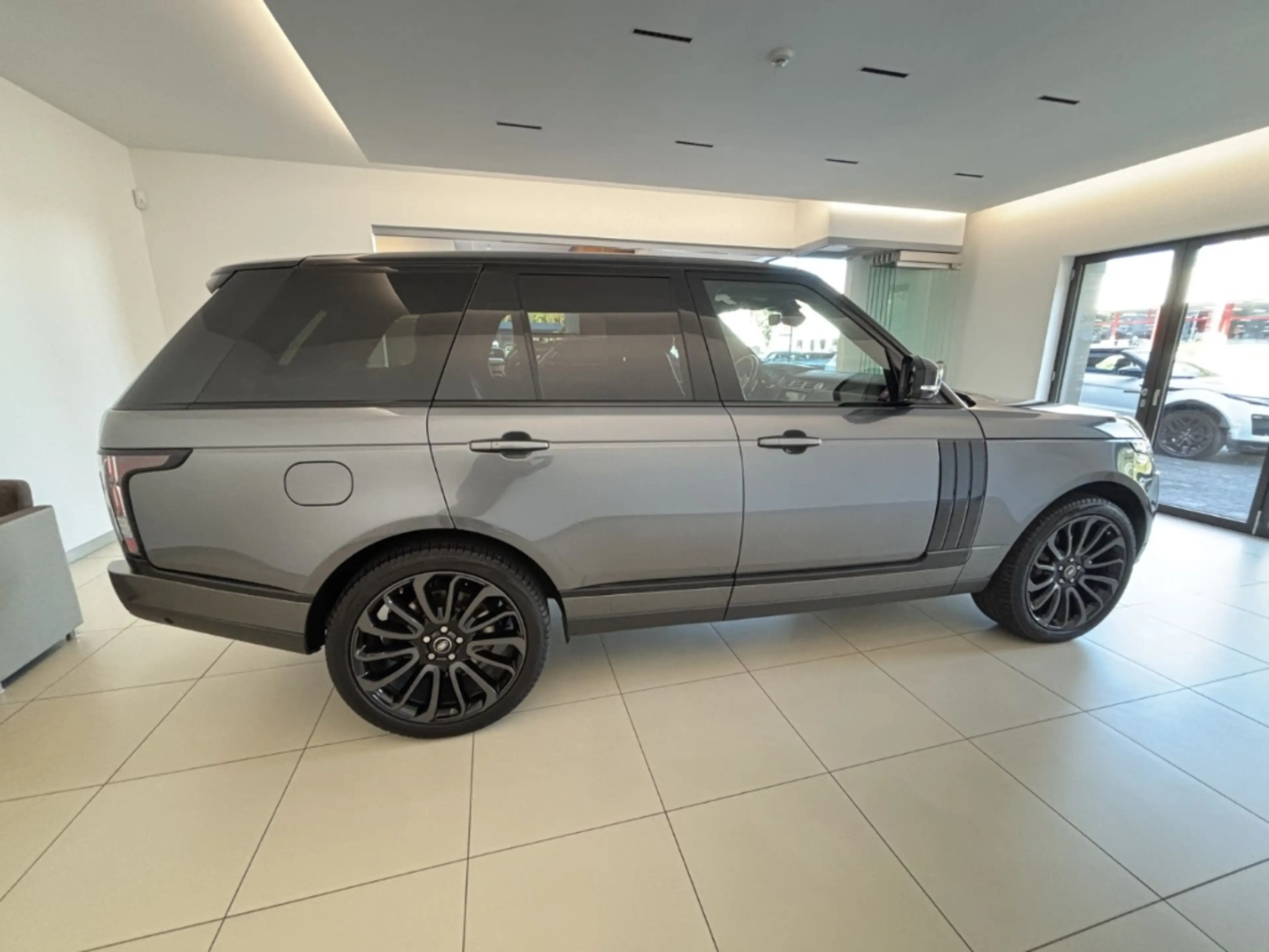 Land Rover Range Rover 5.0 V8 Autobiography 22'' ACC AHK HUD — photo 6