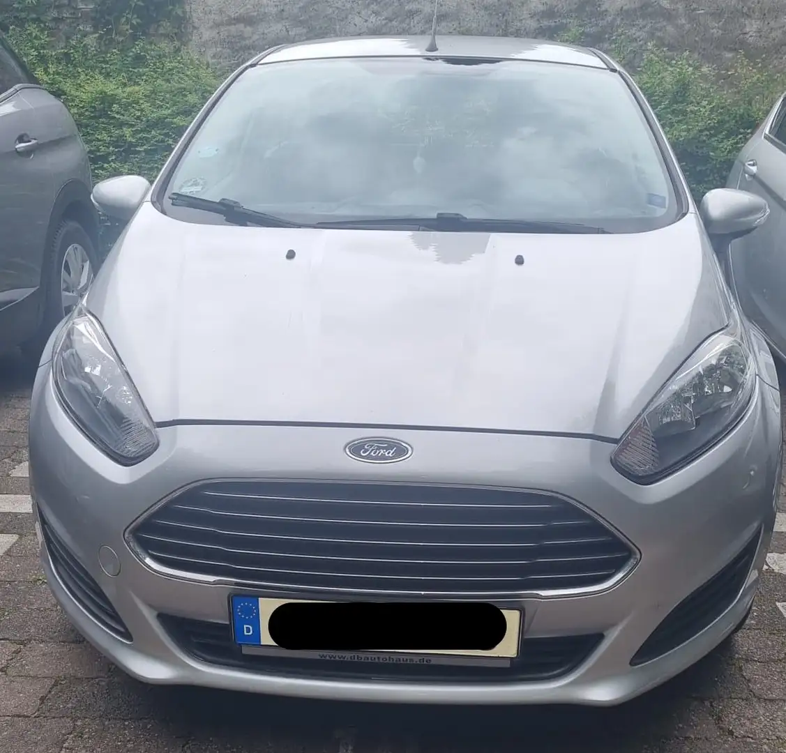 Ford Fiesta Fiesta 1.6 TDCi Start-Stop ECOnetic Trend Silber - 2