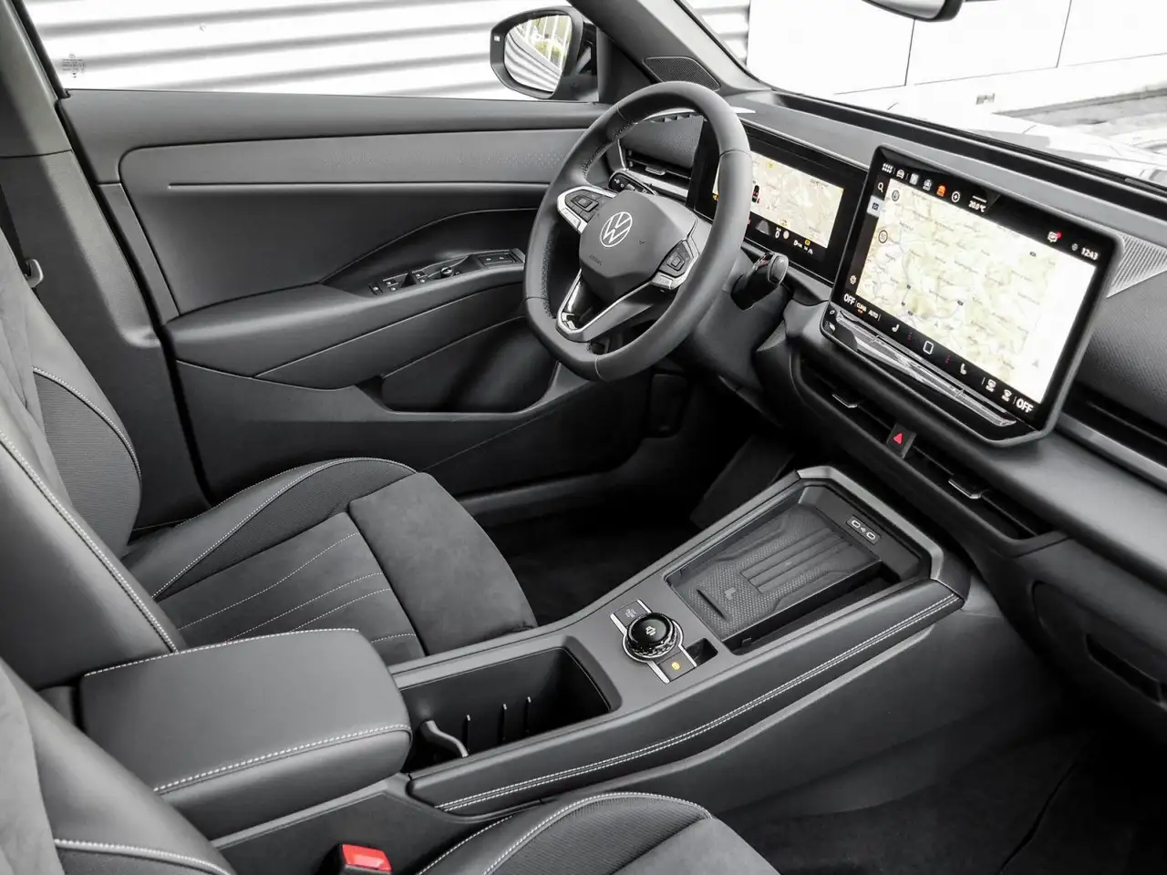Volkswagen T-Roc Style 1.5 l eTSI (150 PS) DSG AHK MATRIX A 3