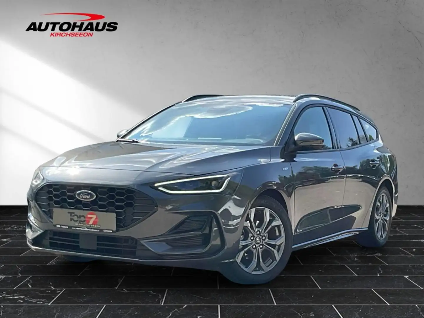 Ford Focus Turnier 1.0 EcoBoost ST-Line Automatik Navi Grau - 2