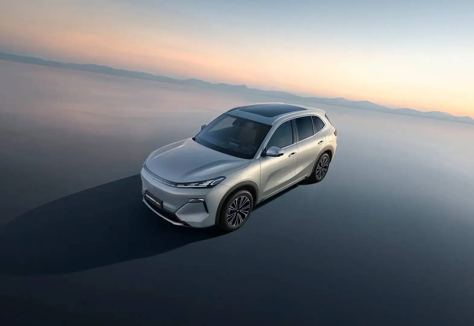 Geely Starray EM-i Starray EM-i 1.5 phev Pro auto Schwarz - 1