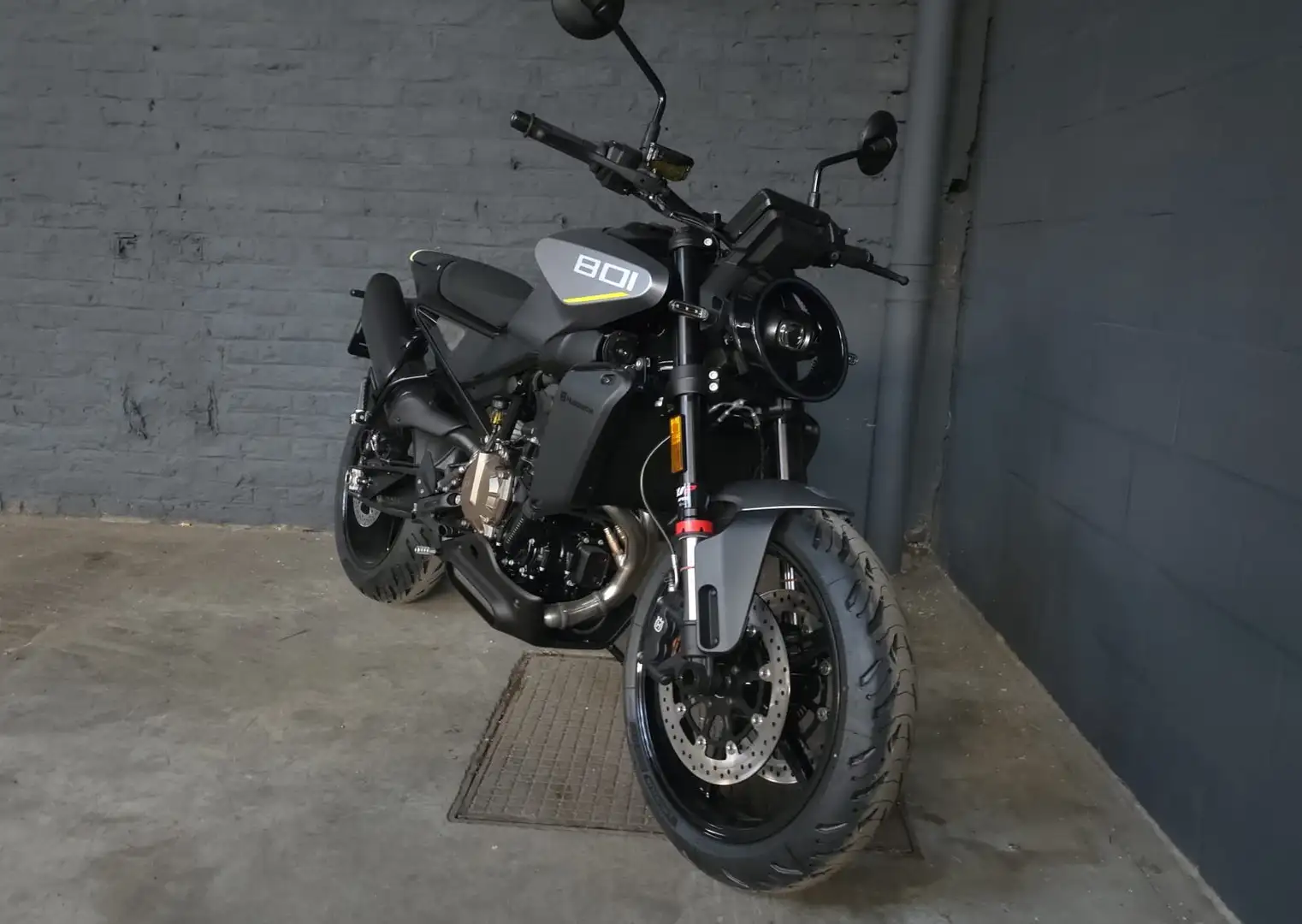 Husqvarna Vitpilen 801 L ou Full power Grijs - 1