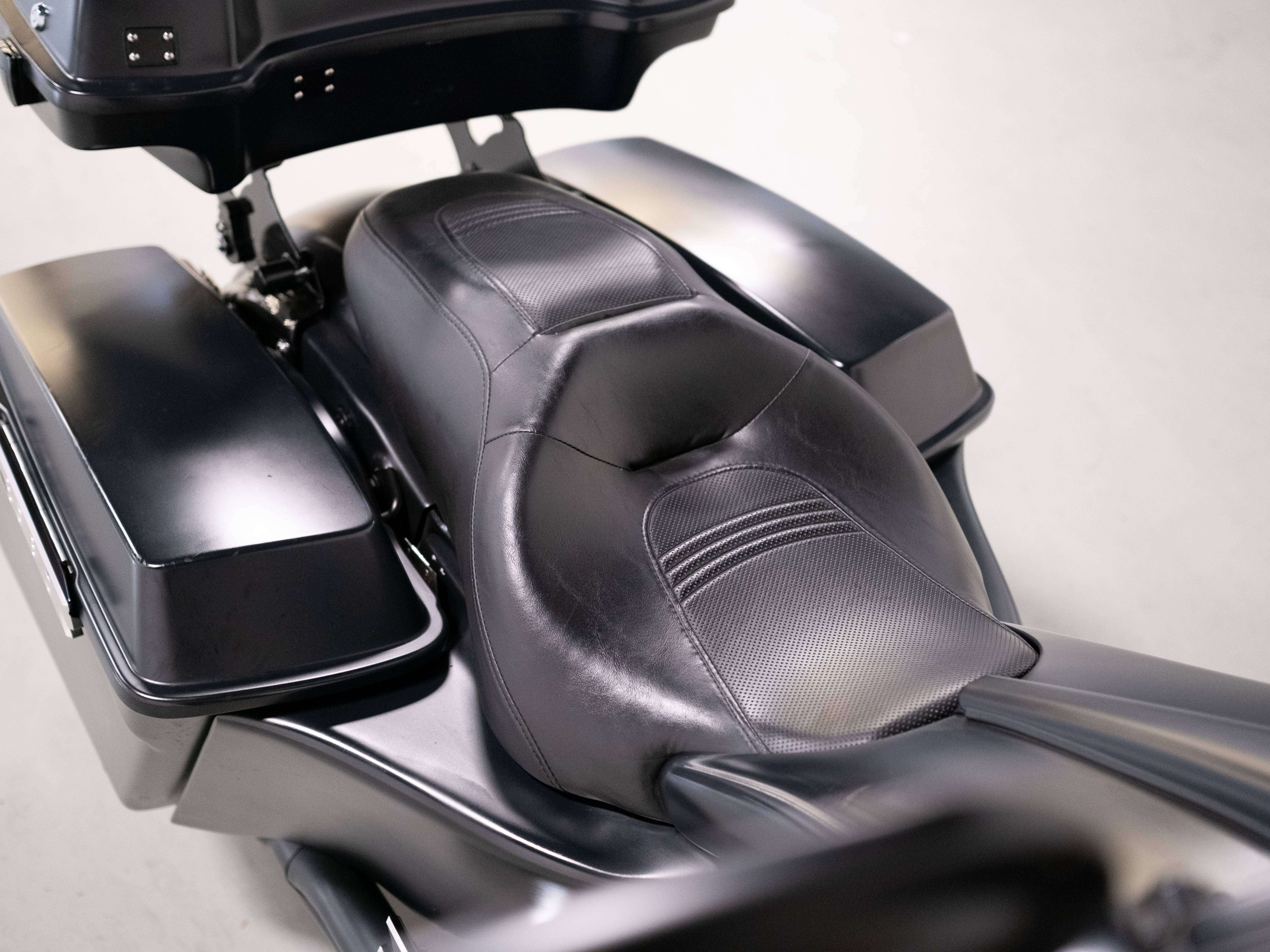 used 2010 Harley-Davidson Street Glide car, priced at $16,900