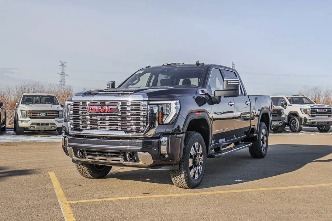 GMC Sierra 3500HD снимка GMC Sierra 3500HD