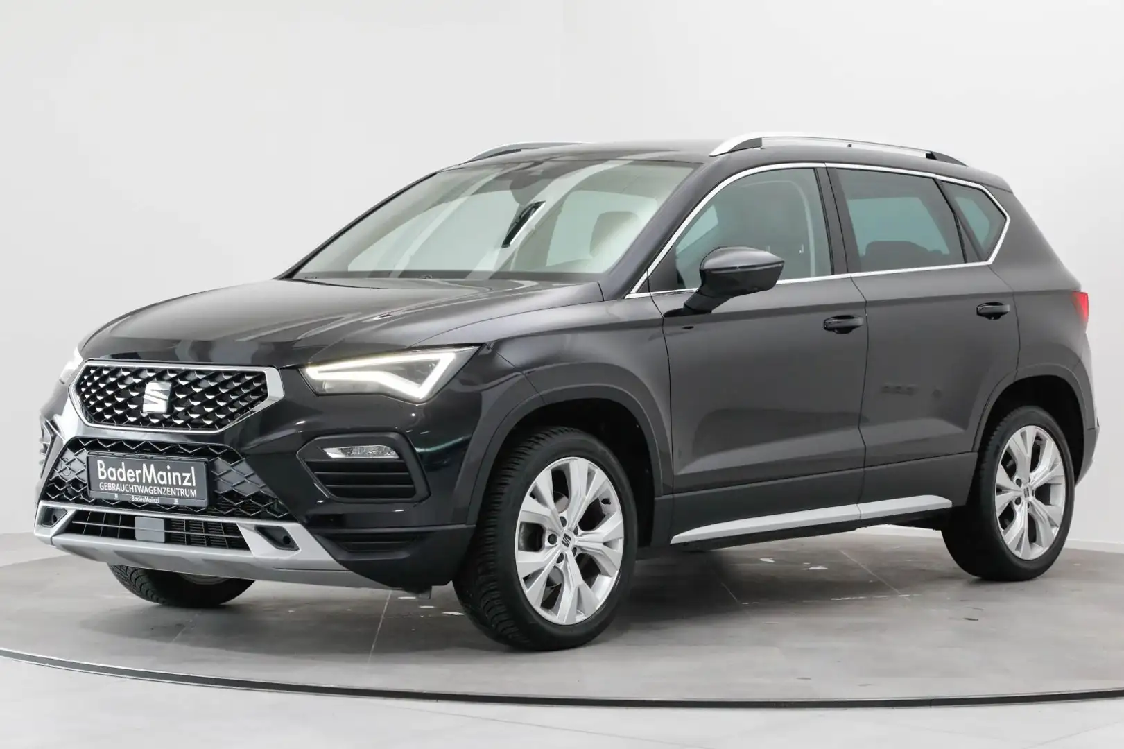 SEAT Ateca 1.5 TSI DSG AHK CarPlay ACC SHZ Beats Kam. Schwarz - 2