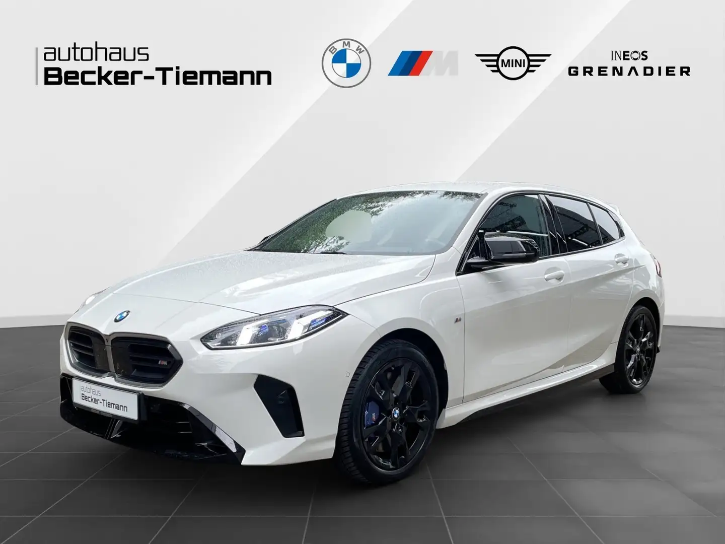 BMW M135 xDrive Leas. 399,- o.LSZ Head-Up | 360° | Mem Weiß - 1