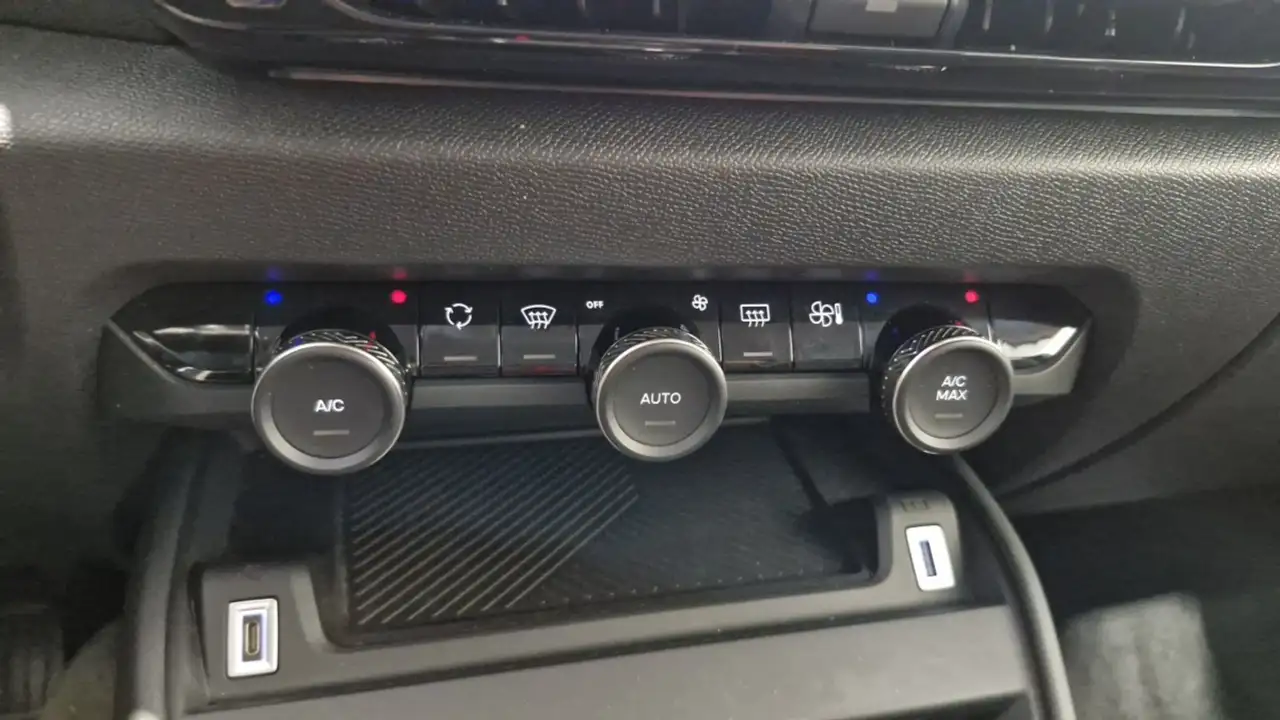 Citroen C4 Berline — photo 16