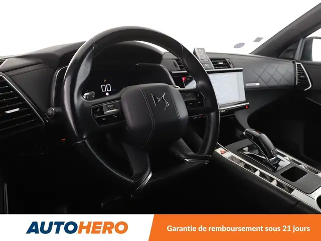 DS Automobiles DS 7 Crossback view 12