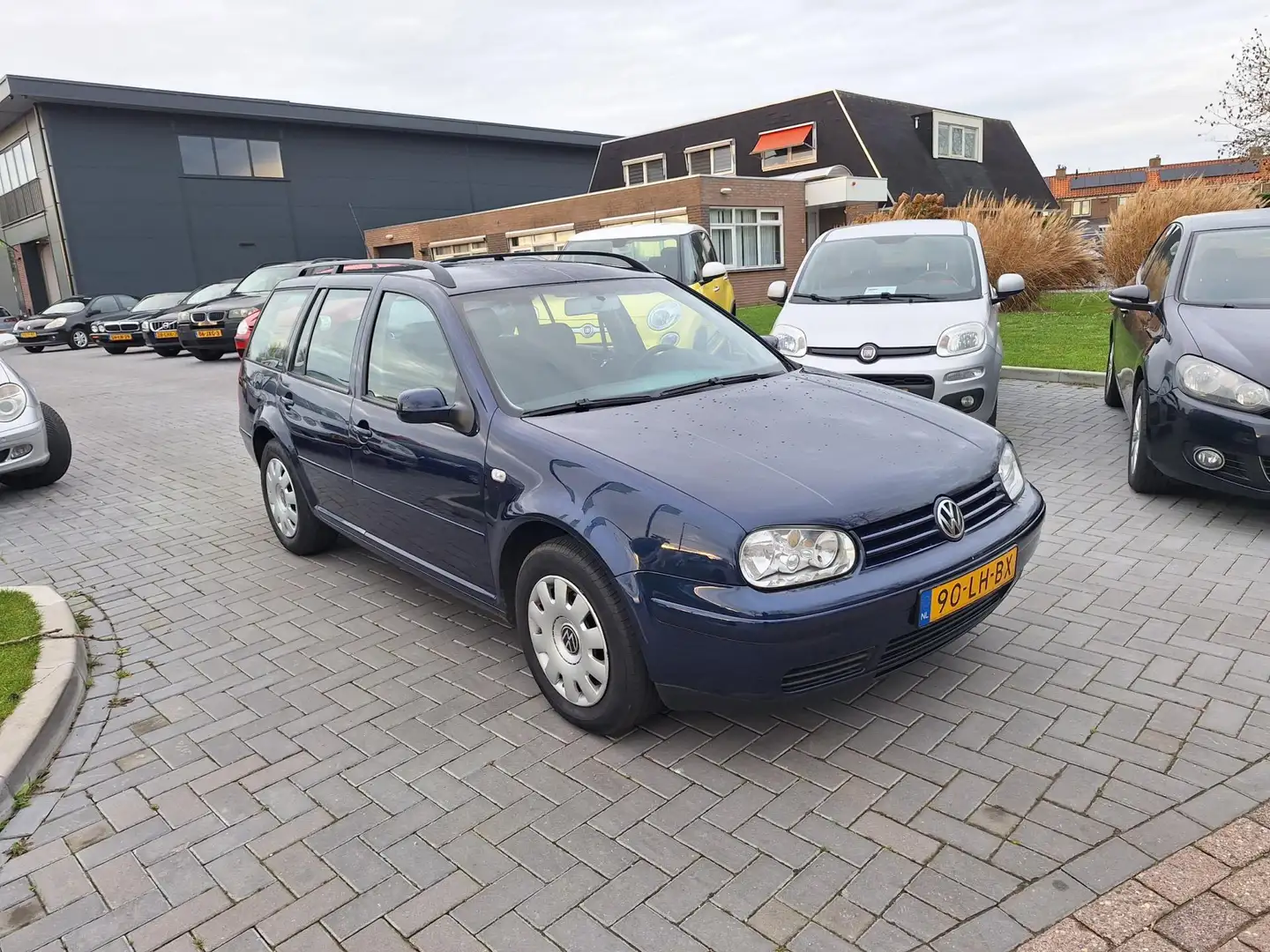 Volkswagen Golf Variant 1.6 Comfortline / AUTOMAAT / APK juni 2026 Blau - 2