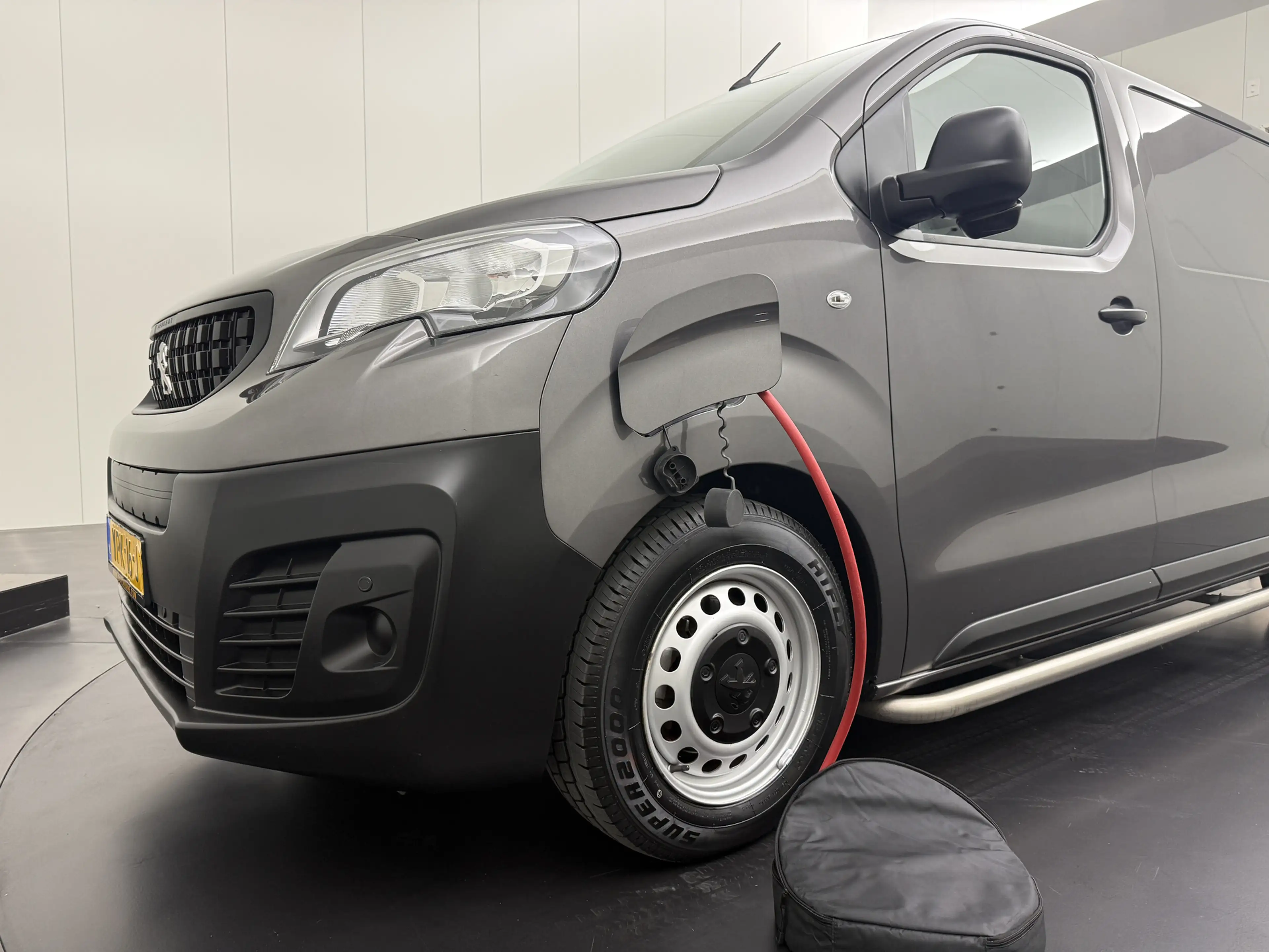 Peugeot e-Expert Lang Premium 75 kWh | Elektrisch | Multimedia | Ca — photo 21