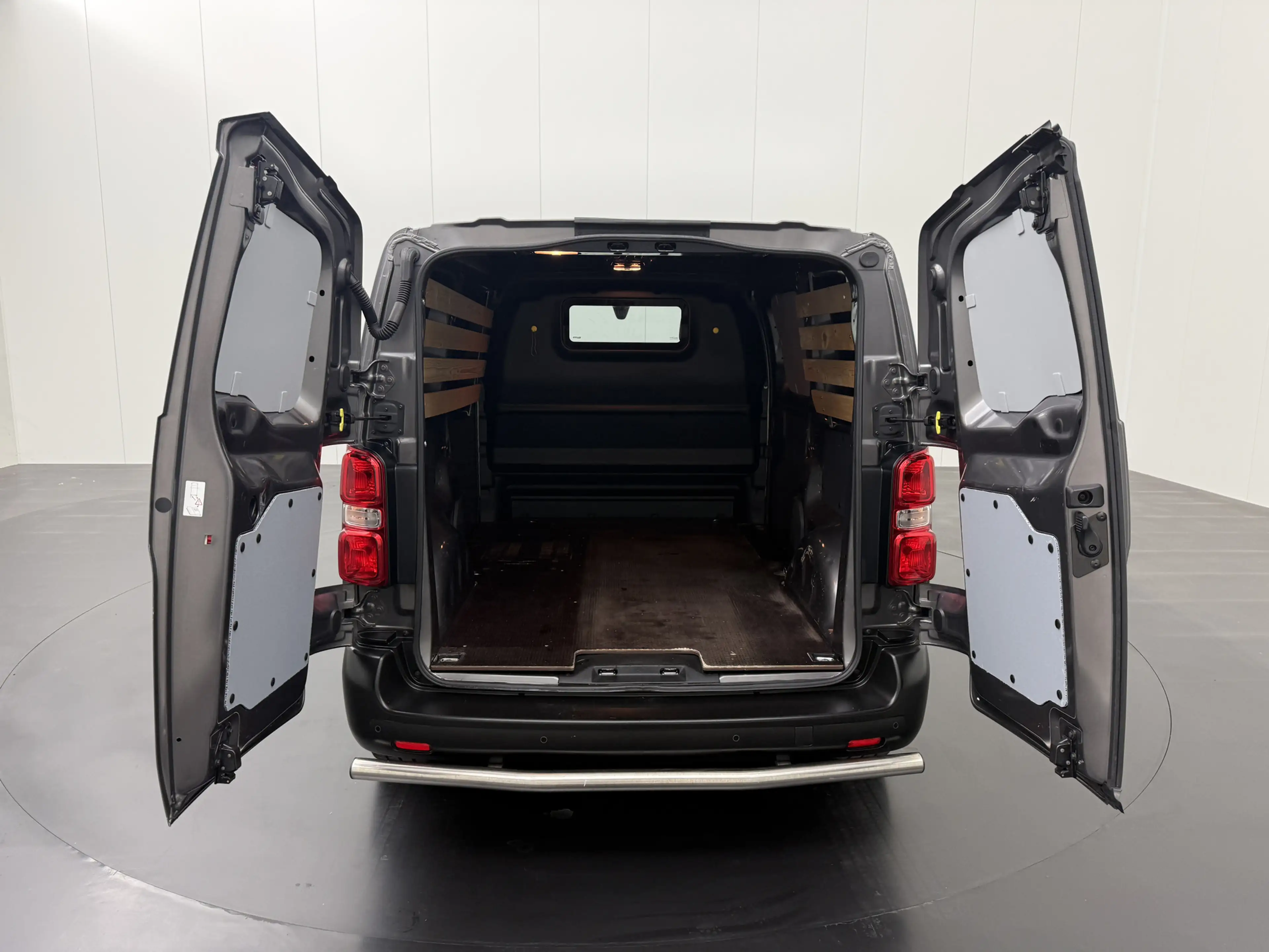 Peugeot e-Expert Lang Premium 75 kWh | Elektrisch | Multimedia | Ca — photo 4