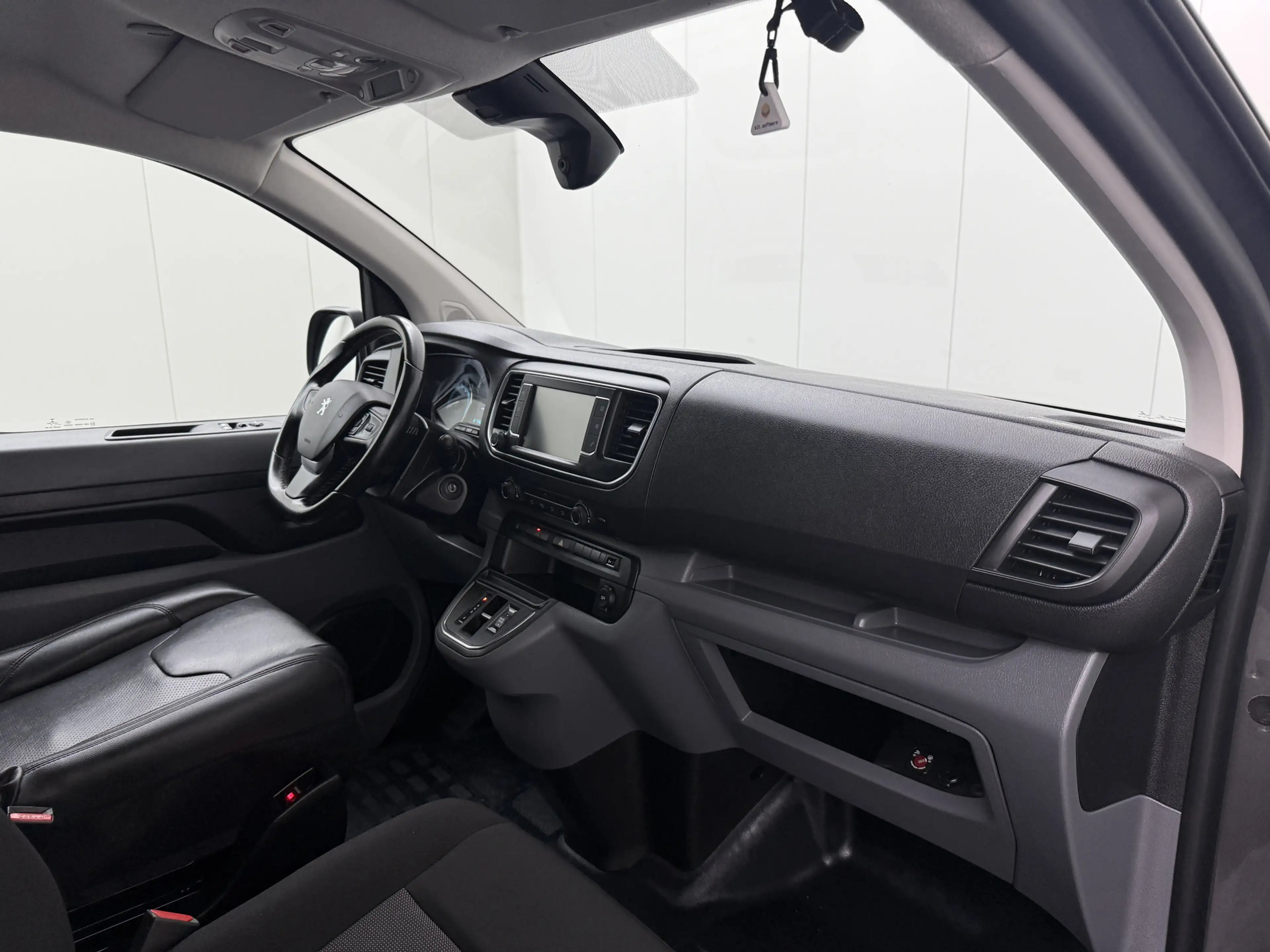 Peugeot e-Expert Lang Premium 75 kWh | Elektrisch | Multimedia | Ca — photo 20