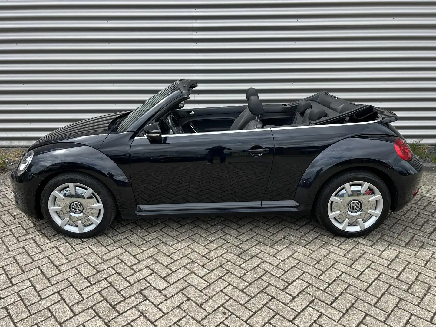 Volkswagen Beetle Cabriolet 1.4 TSI Automaat Xenon 18 inch Zwart - 2