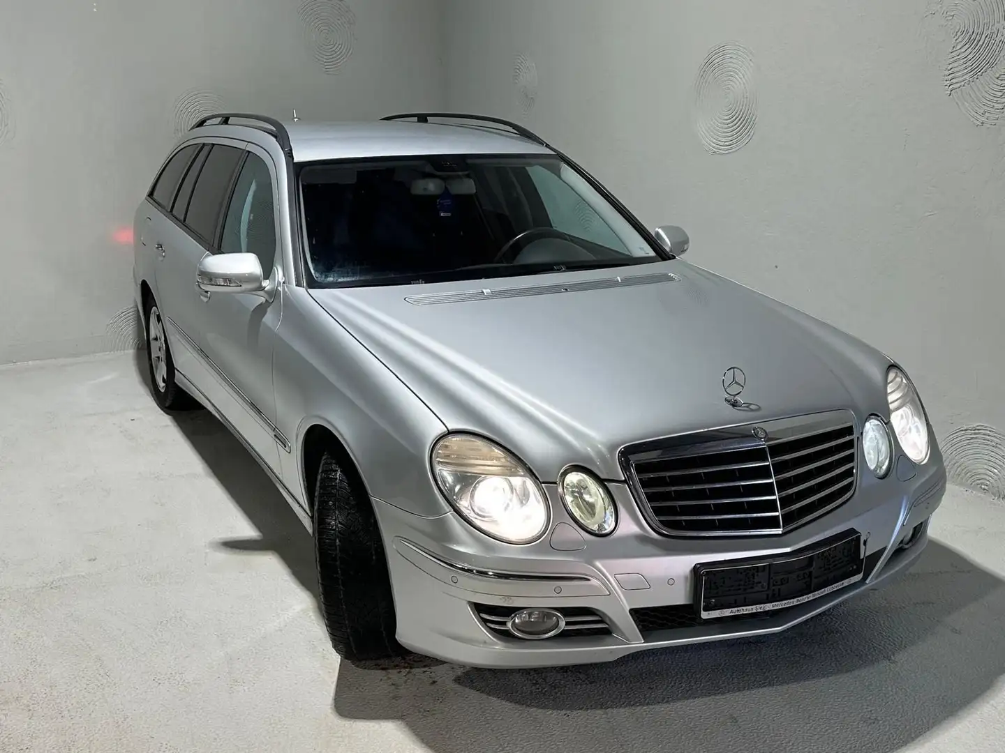Mercedes-Benz E 280 T CDI*Luftfed.*Tempomat*Xenon Silber - 1