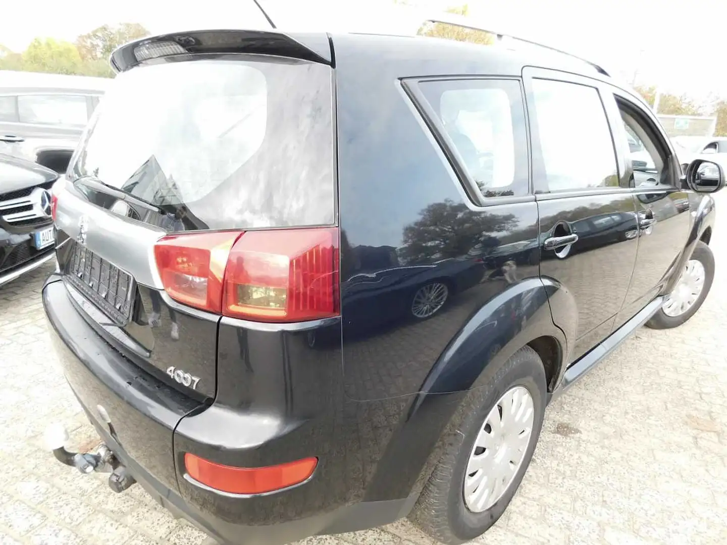 Peugeot 4007 2.2 HDI 4WD Negru - 2