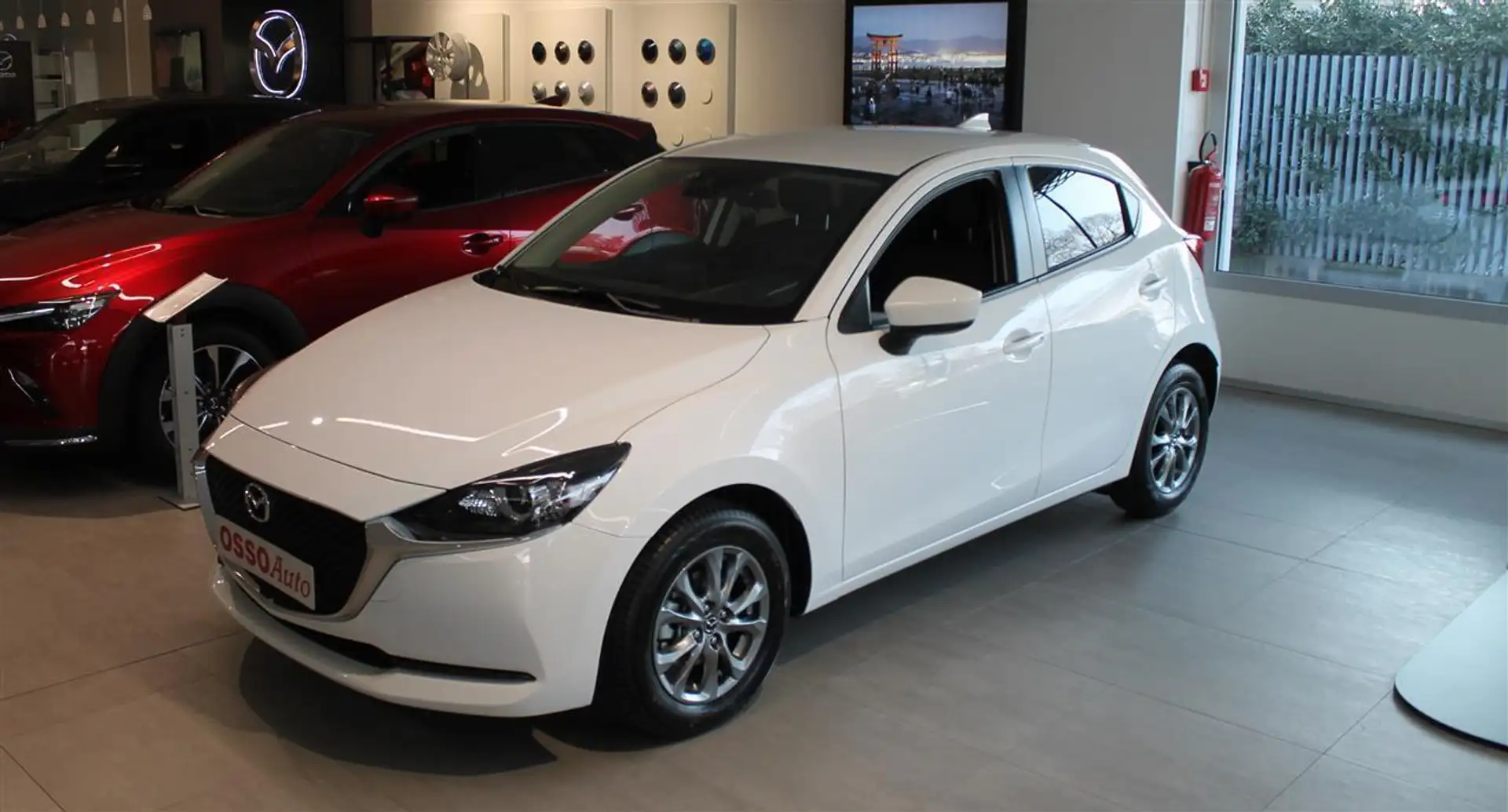 Mazda 2 1.5 BENZINA 75 HP EVOLVE DESIGN PACK NEOPATENTATI Білий - 2