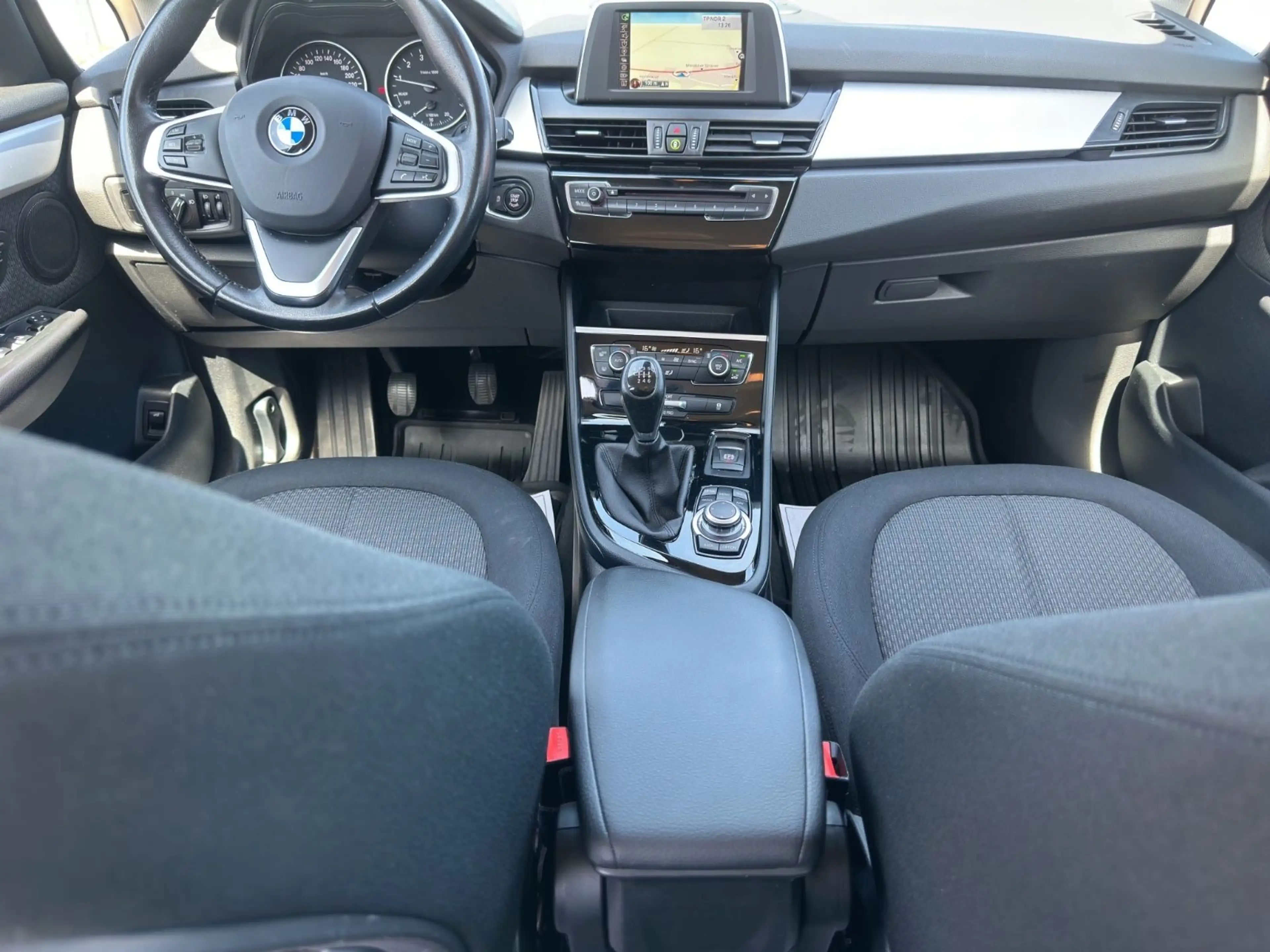 BMW 220 2 Gran Tourer 7-Sitzer Navi Garantie 1.Hand — photo 12