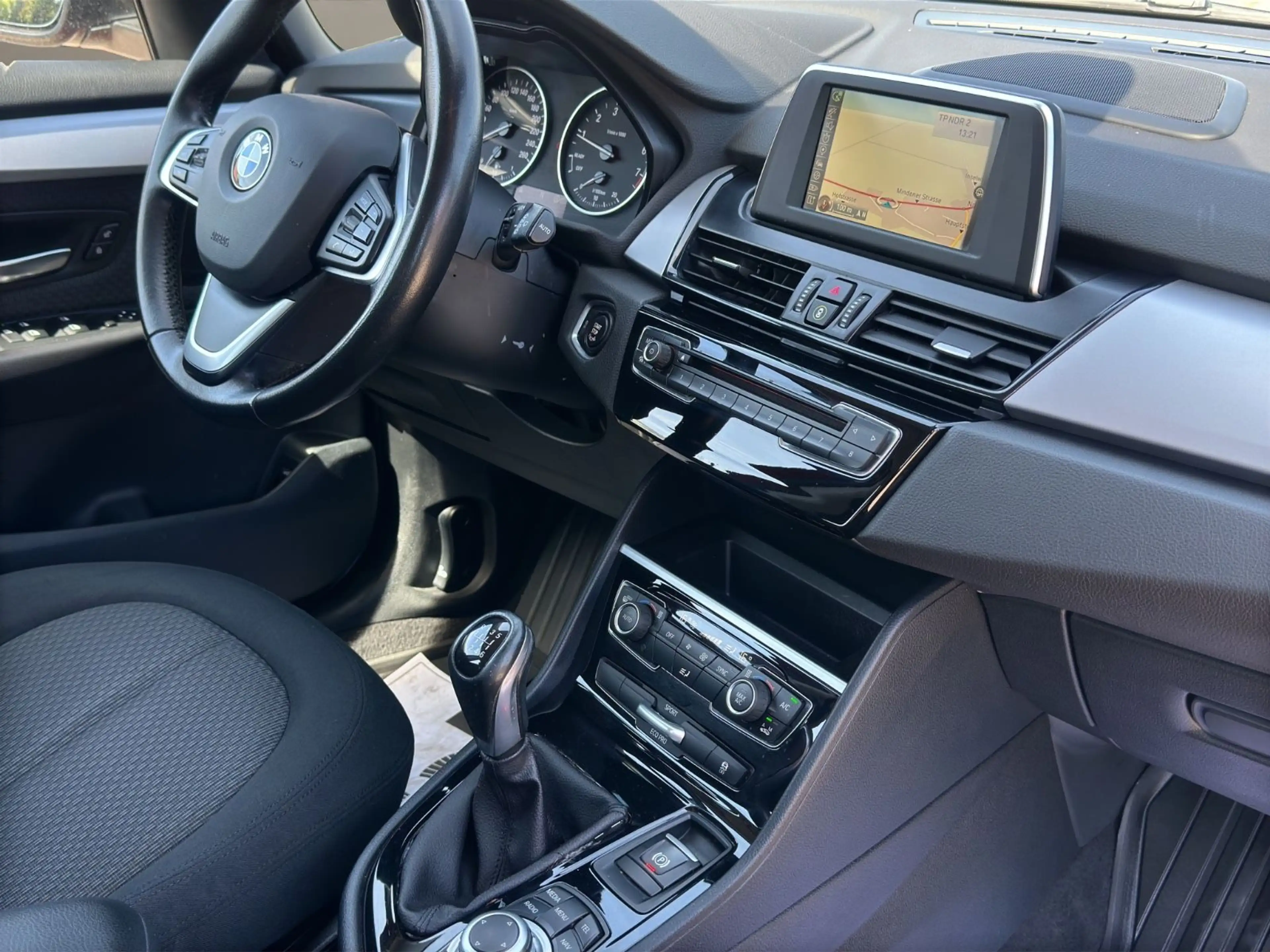BMW 220 2 Gran Tourer 7-Sitzer Navi Garantie 1.Hand — photo 9