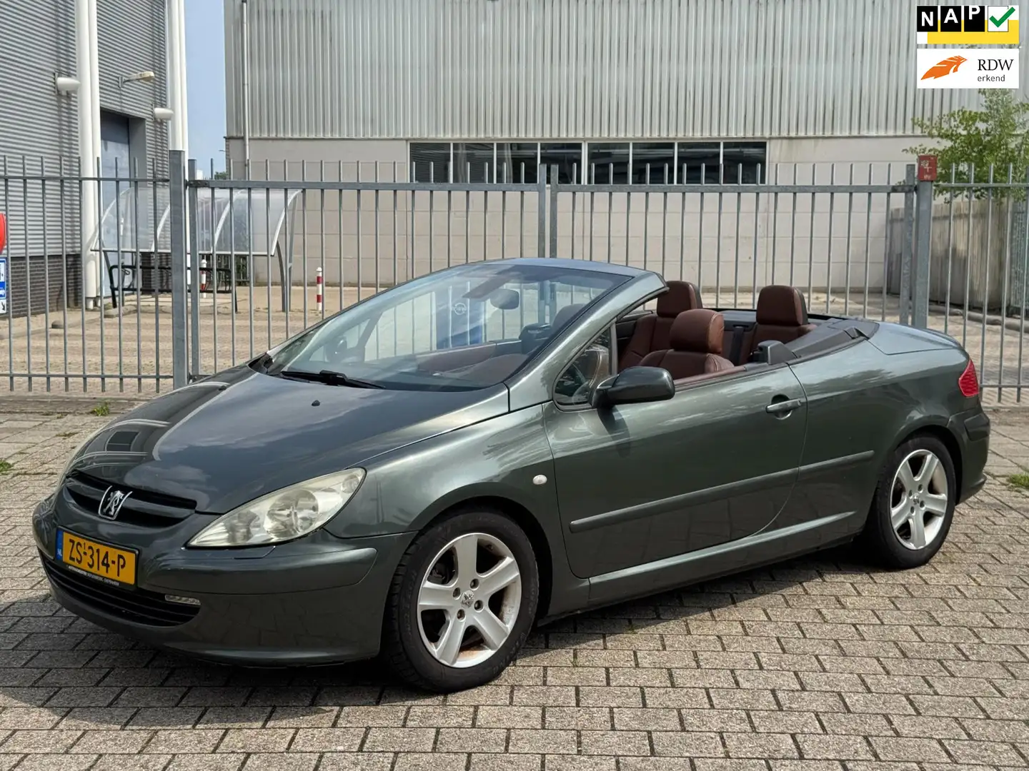 Peugeot 307 CC 2.0-16V inruilkoopje! nieuwe APK! Gris - 1