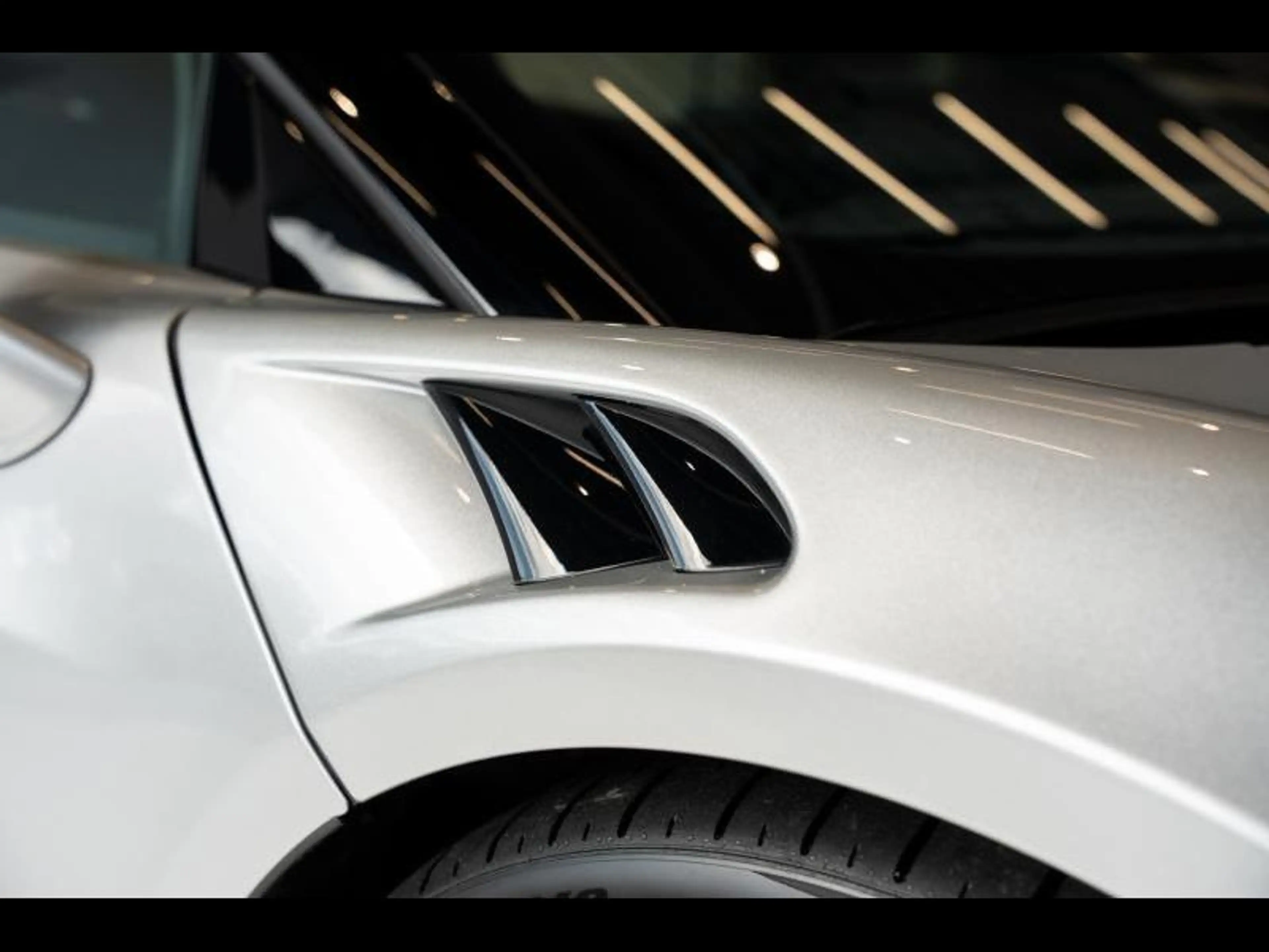 McLaren Artura 3 years of McLaren Warranty included — photo 15