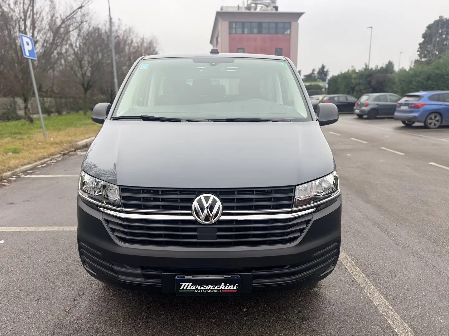 Volkswagen T6.1 Caravelle 2.0 TDI 9 POSTI - 2