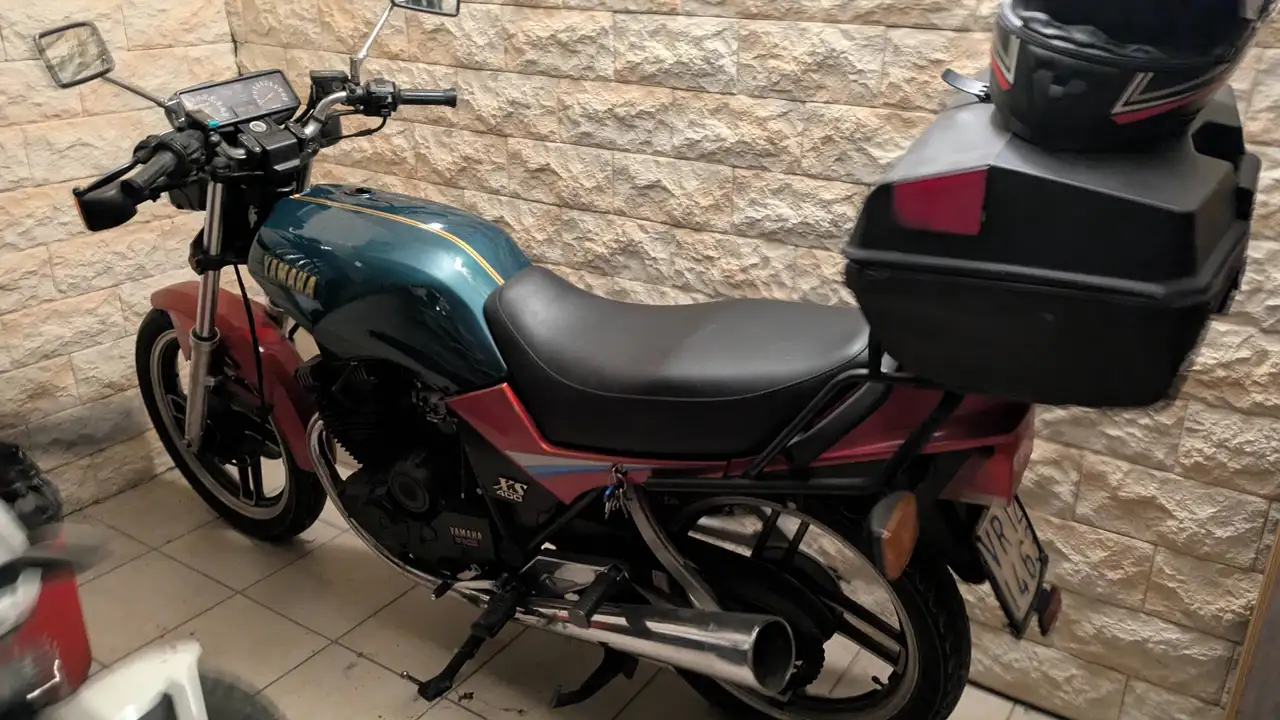 Yamaha XS 400