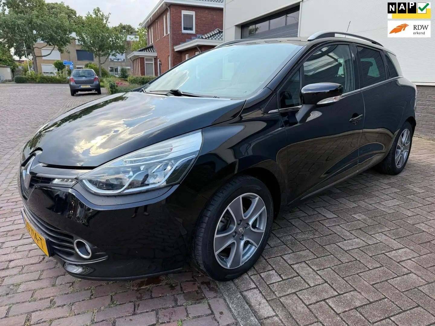 Renault Clio Estate 0.9 TCe Night&Day/Navi/Cruise-c/Pdc/AUX/Tre Noir - 1