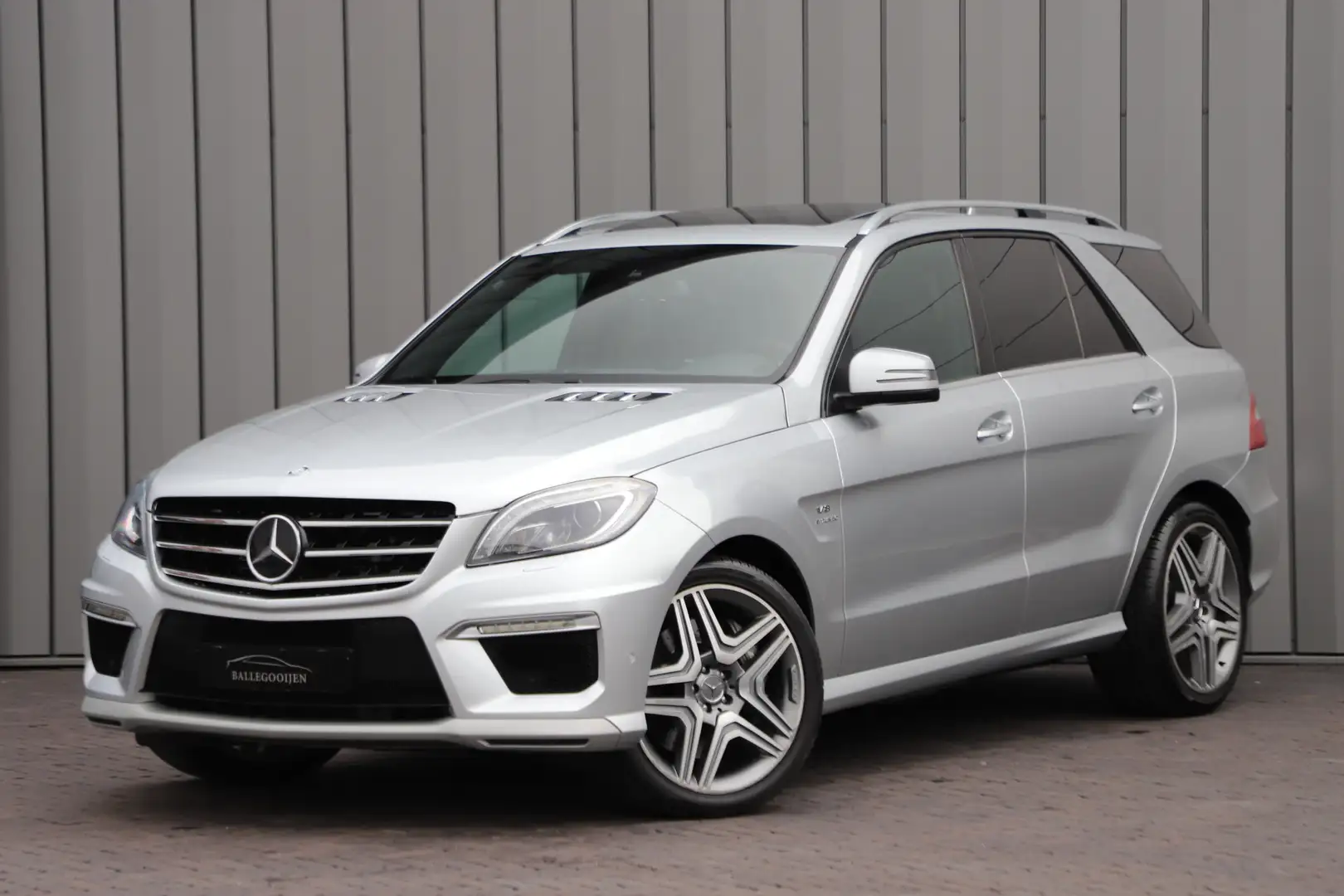 Mercedes-Benz ML 63 AMG M-klasse | 525PK | Luchtvering | Schuifdak | Keyle Gris - 1