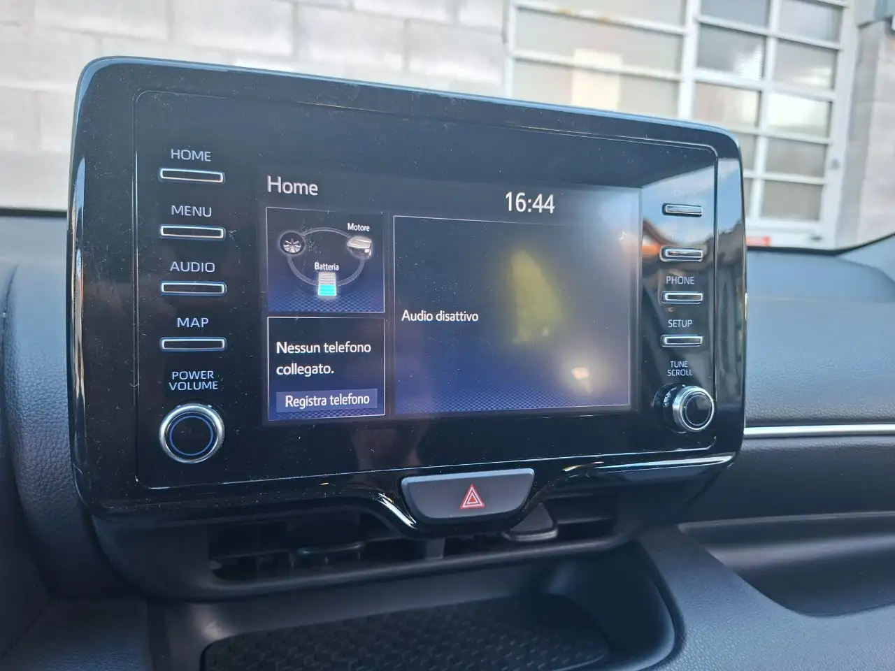 Toyota Yaris 1.5h Business, миниатюра 16