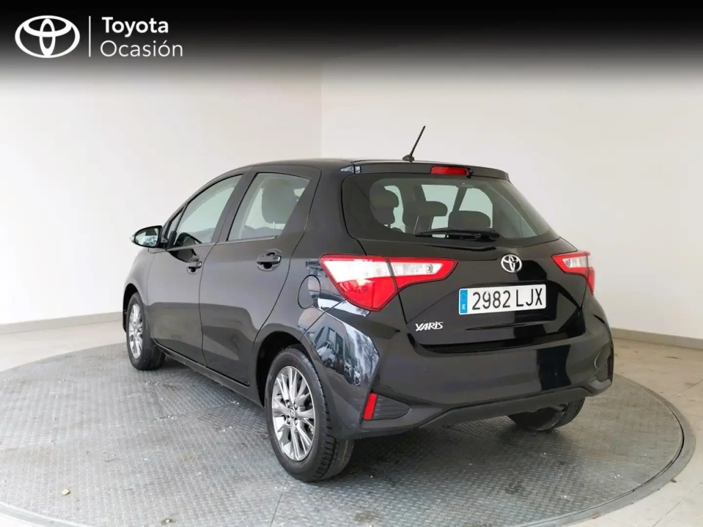 Toyota Yaris 1.0 VVT-I ACTIVE 69 5PT Zwart - 2