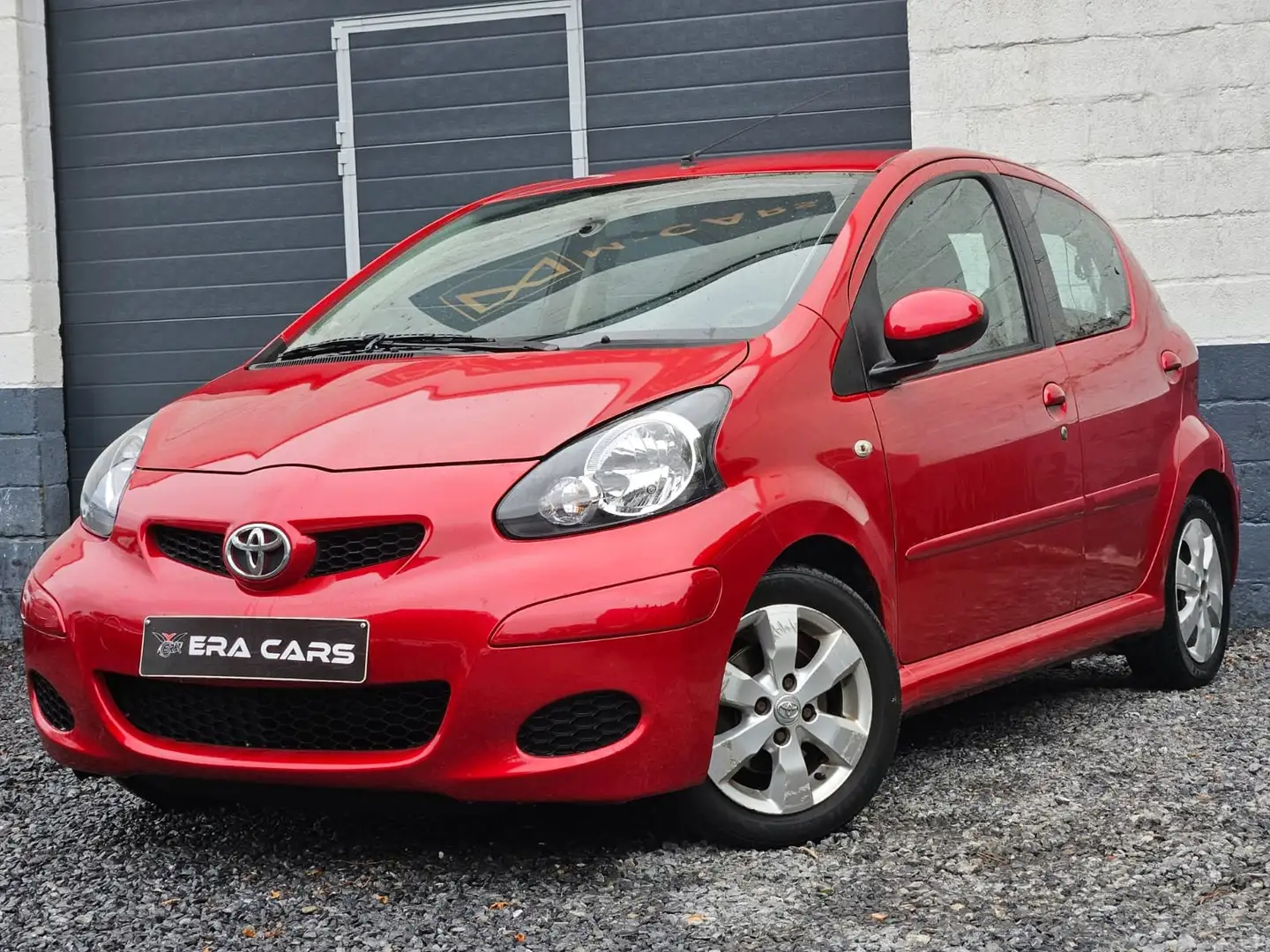 Toyota Aygo *Eur5*1.0i*Android/apple car play*Boite AUTO* Червоний - 1