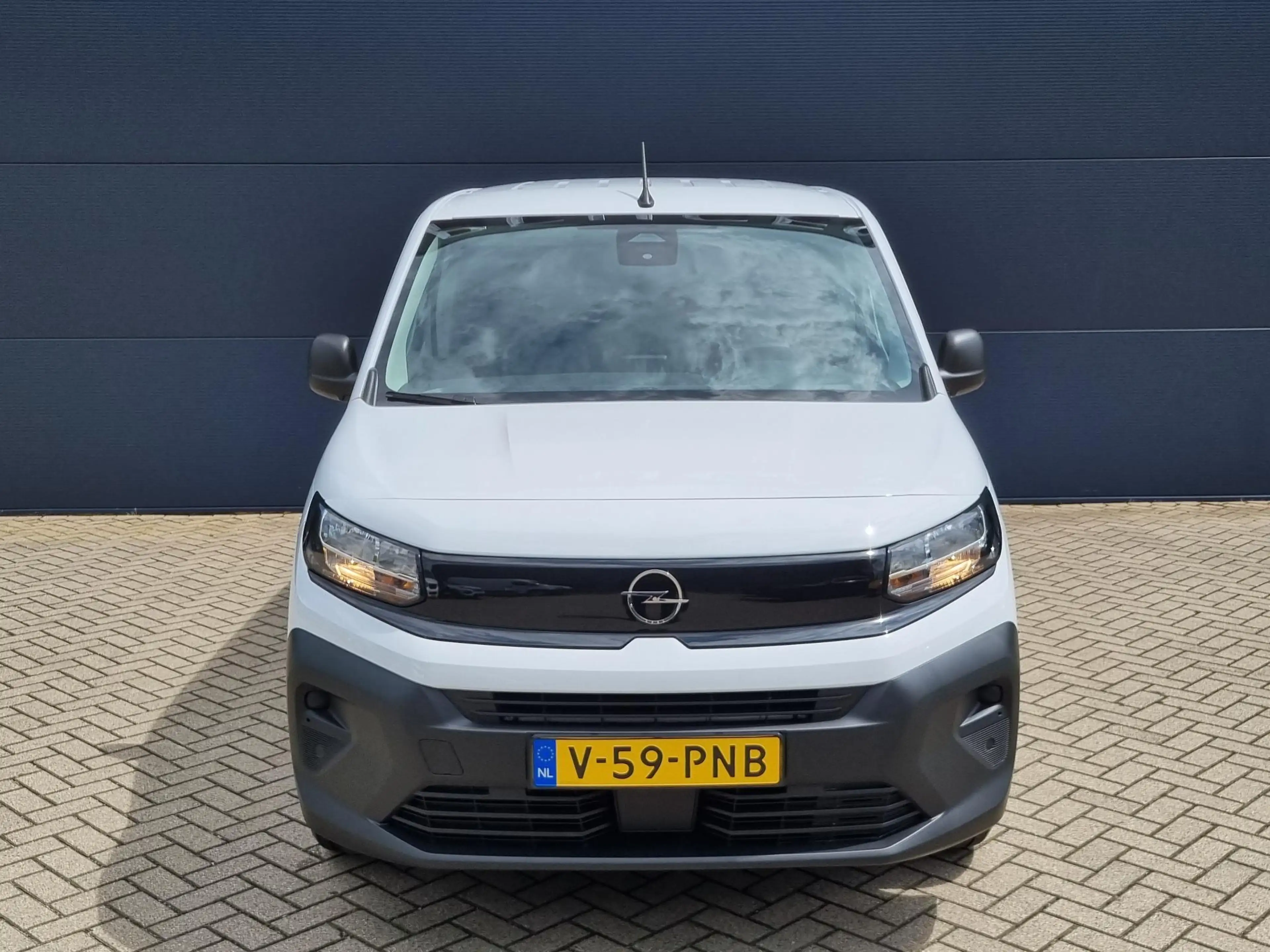 Opel Combo-e Electric 136 L2 50kWh | Parkeersensoren | Airco | — photo 9