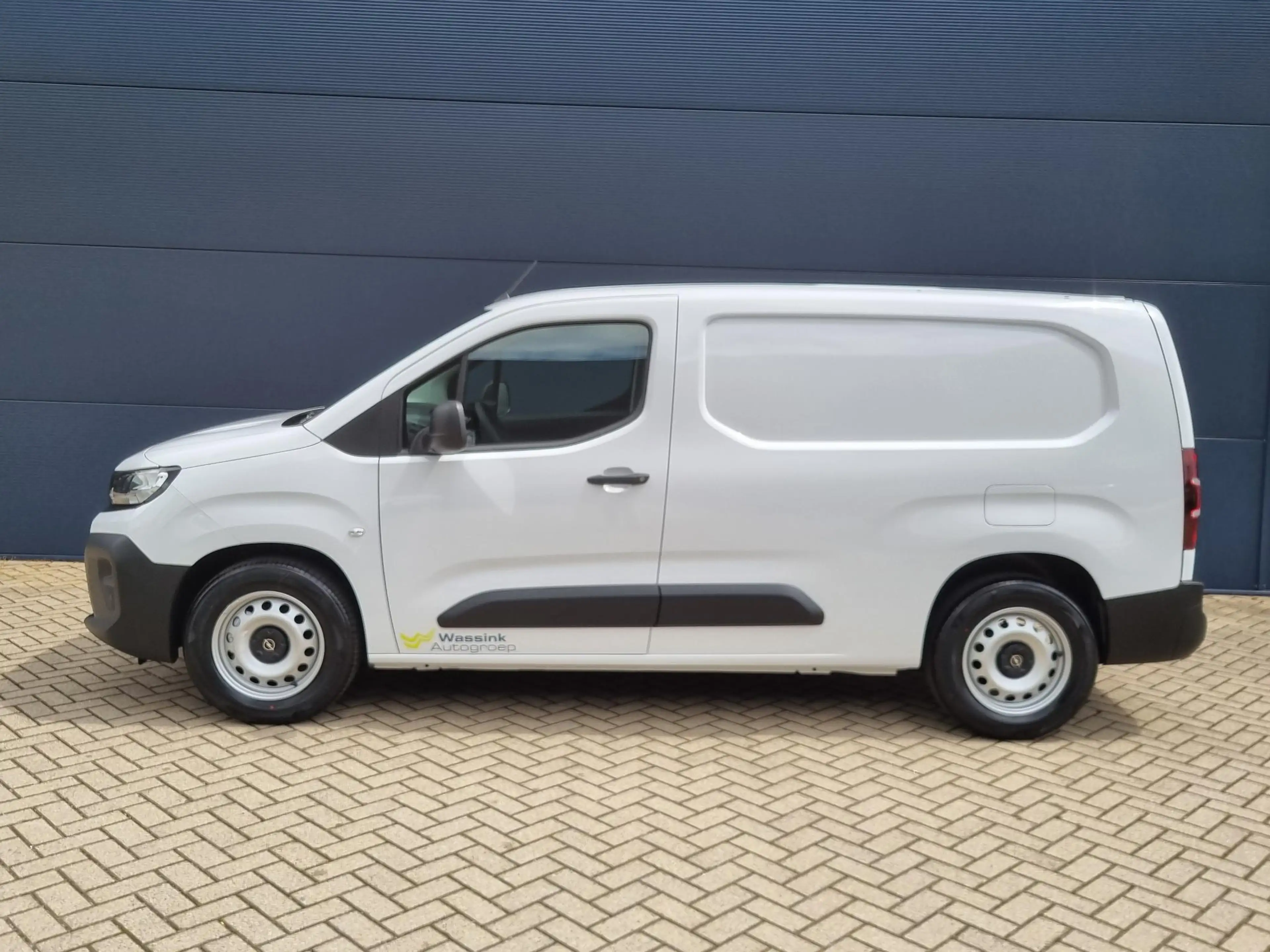 Opel Combo-e Electric 136 L2 50kWh | Parkeersensoren | Airco | — photo 2