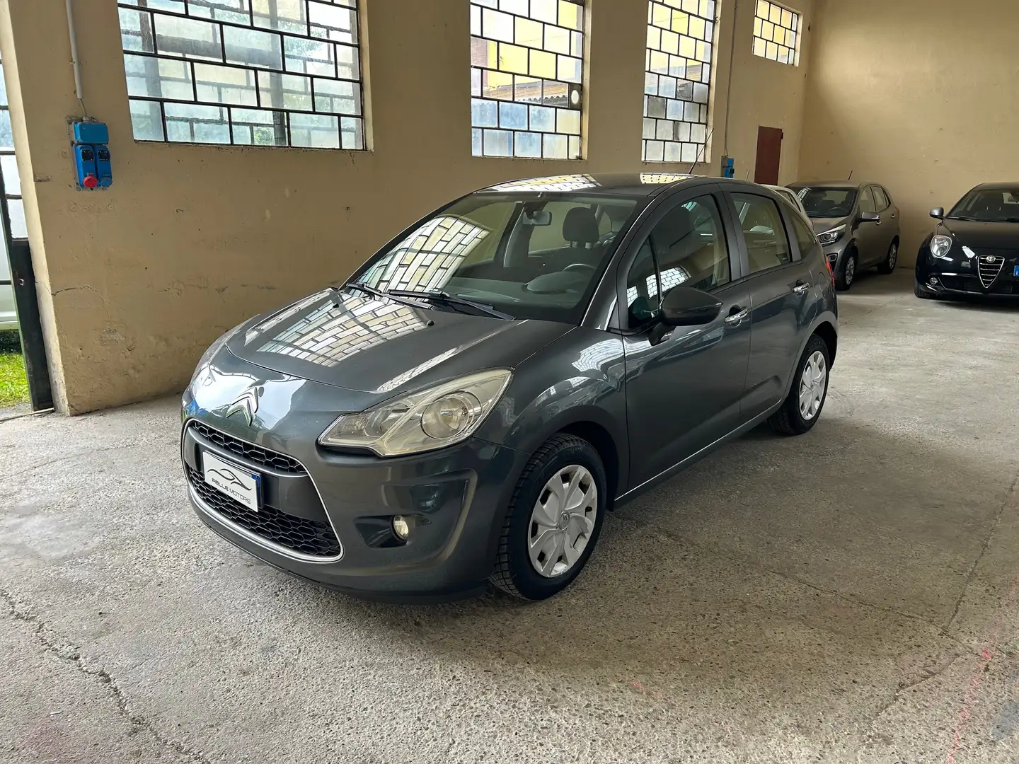 Citroen C3 C3 1.2 vti Seduction 82cv *OK NEOPATENTATI* Gris - 2
