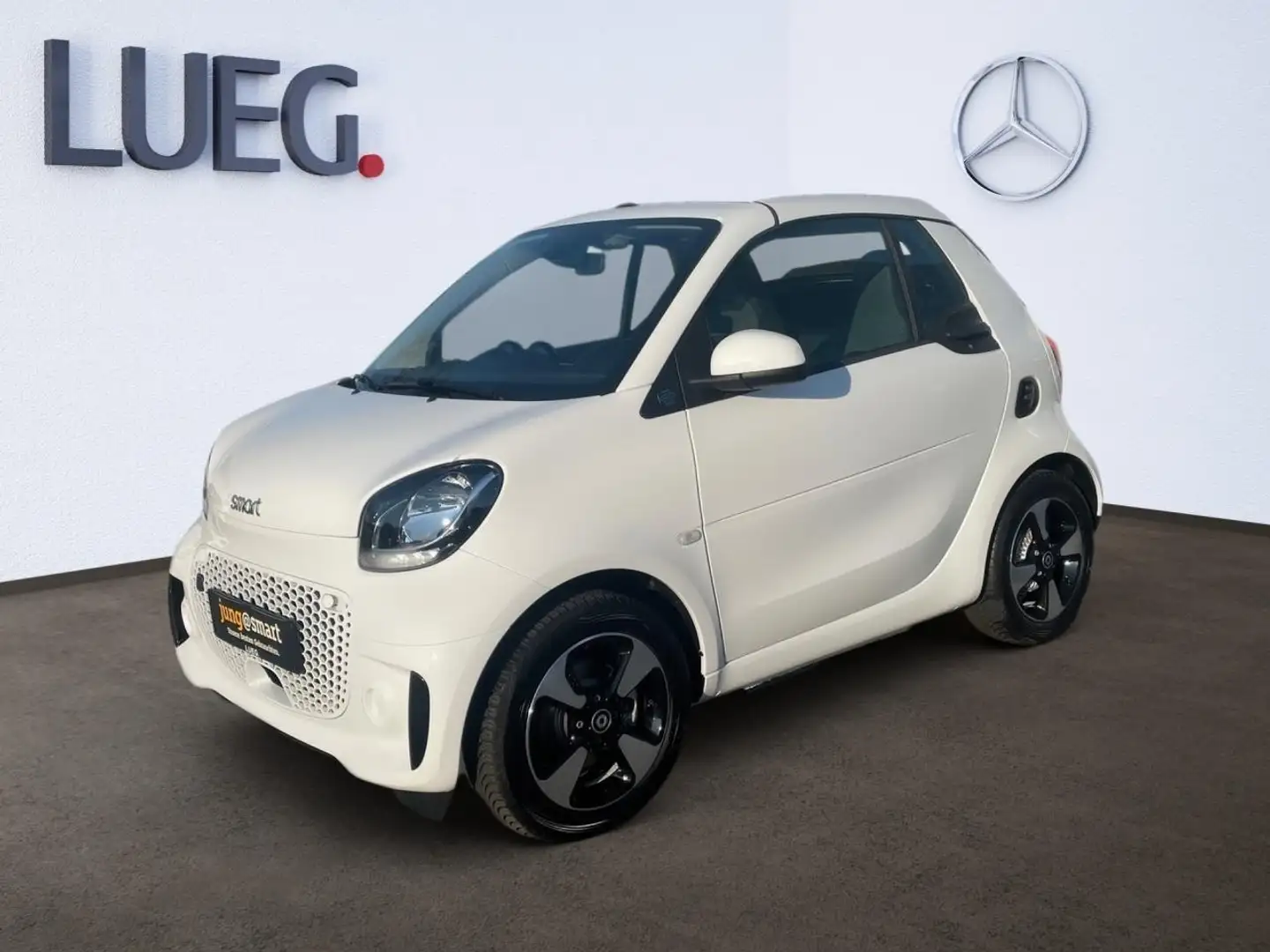 smart forTwo EQ PASSION+ADVANCED+PLUSPAKET+WINTERPAKET Weiß - 2