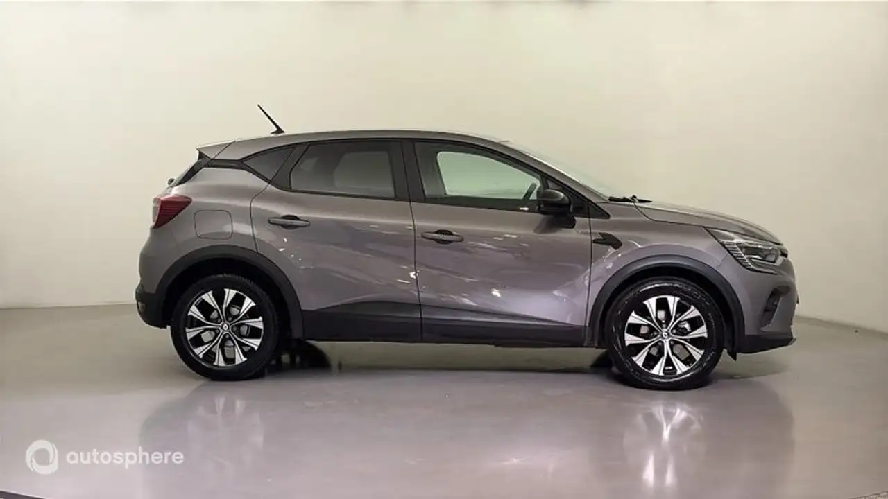 Renault Captur — photo 4