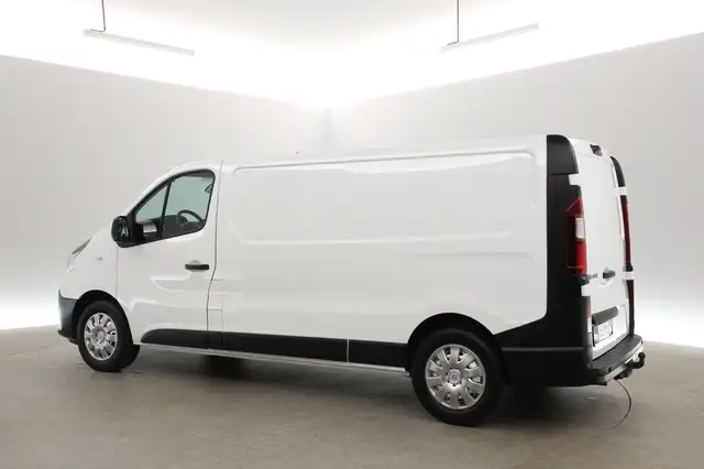 Renault Trafic view 4